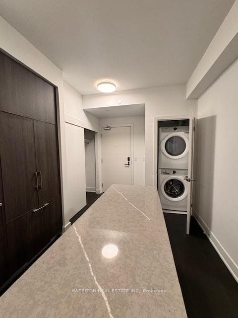 8 Manor Road Unit 409 photo 7