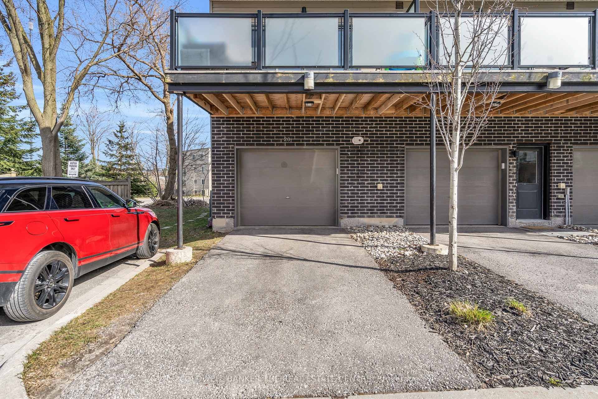 369 Essa Road Unit 20 photo 35