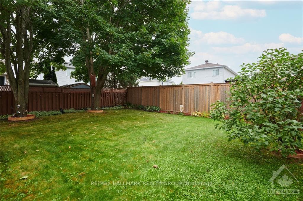 716 MATHIEU Way photo 21