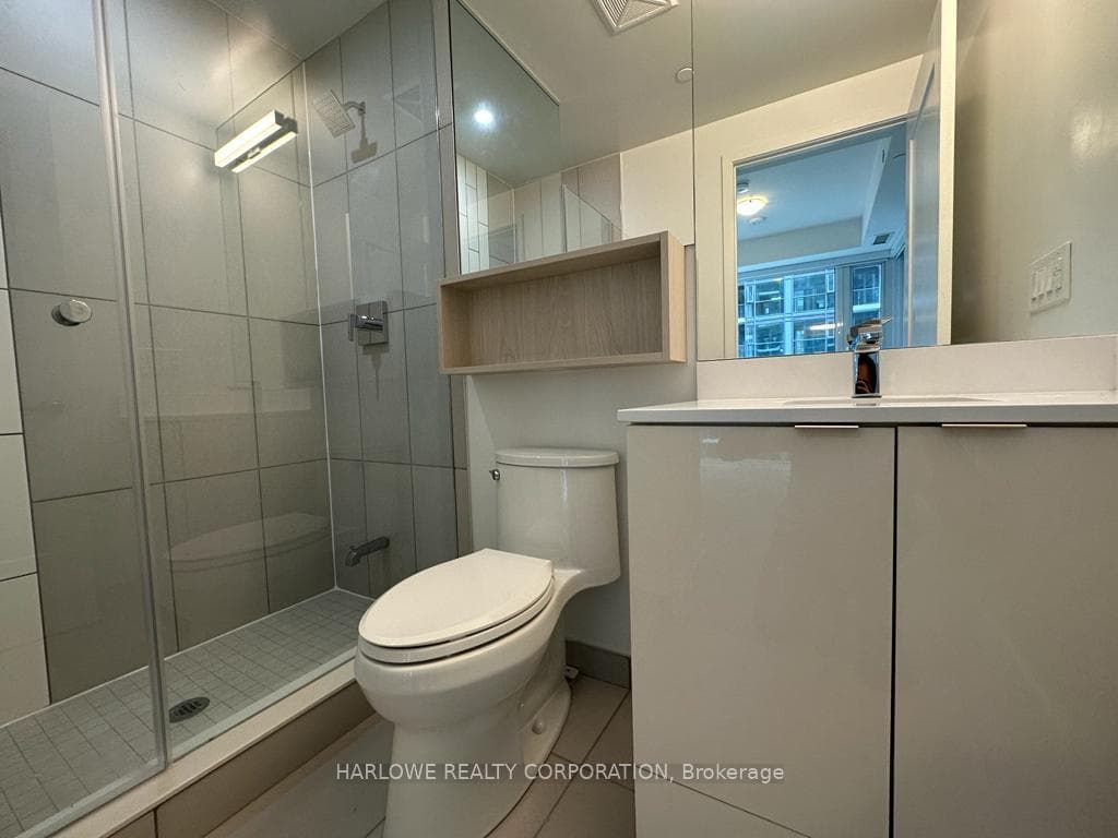 60 Princess Street Unit 733 SE photo 11