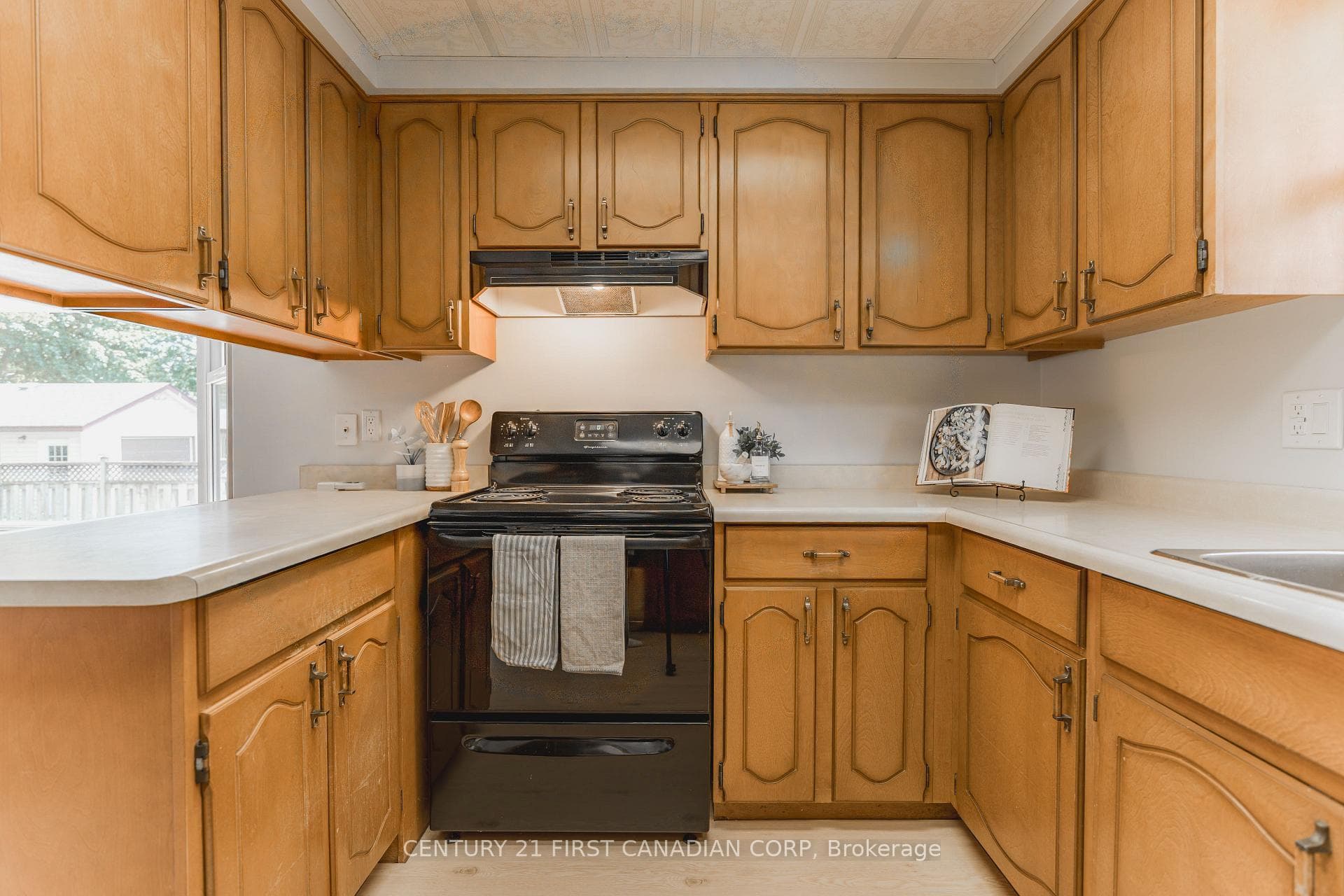 45 Westgate Avenue photo 9