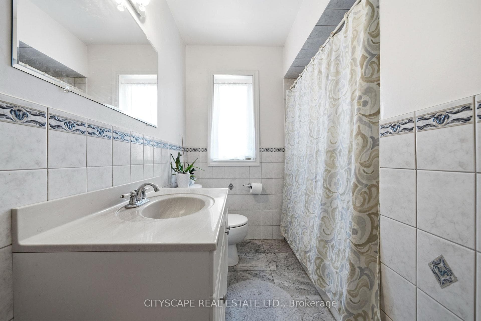 38 Marta Avenue photo 6