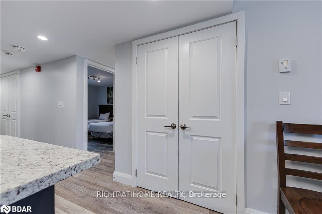 80 Horseshoe Boulevard Unit 102 photo 35