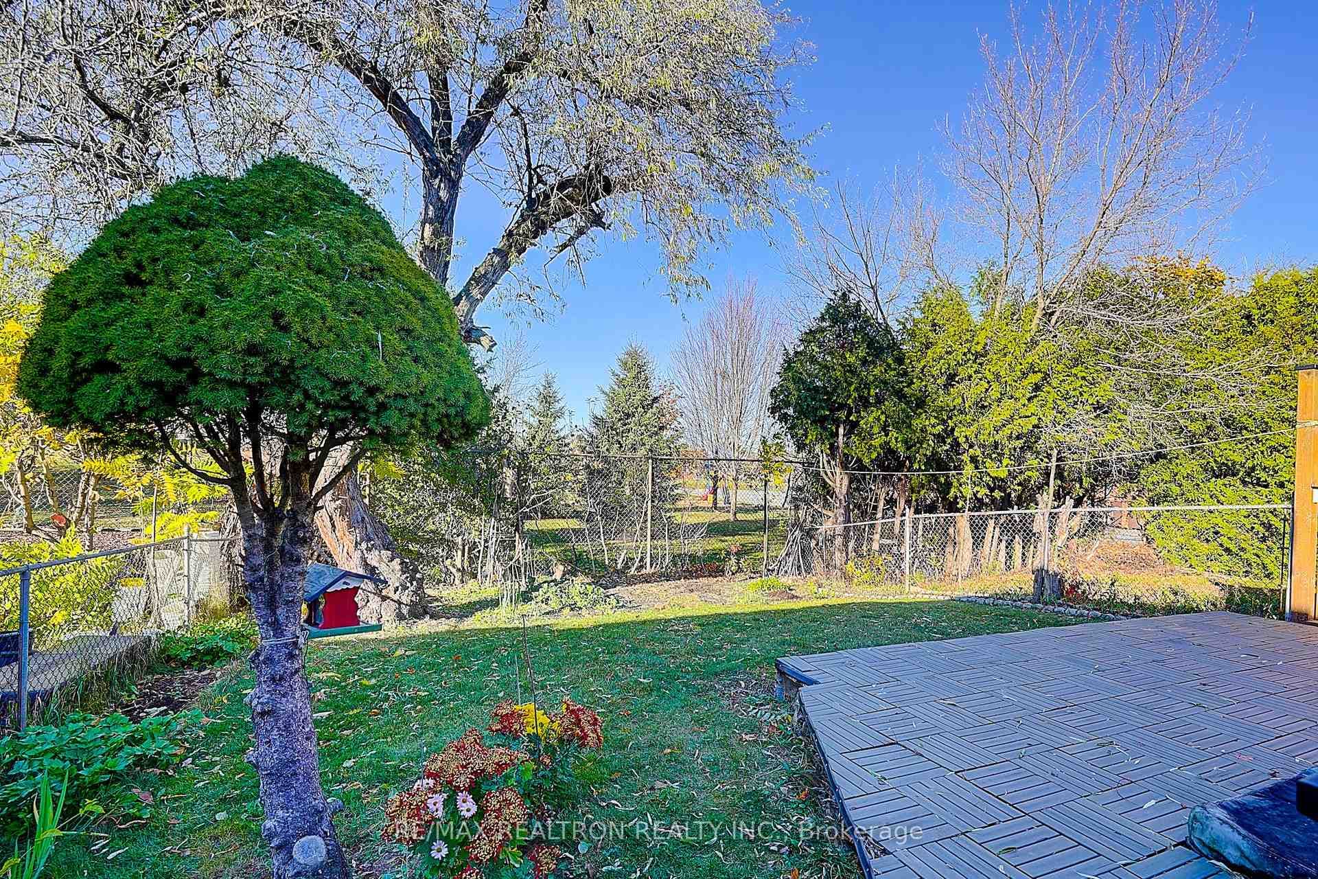 73 Pettibone Square photo 36
