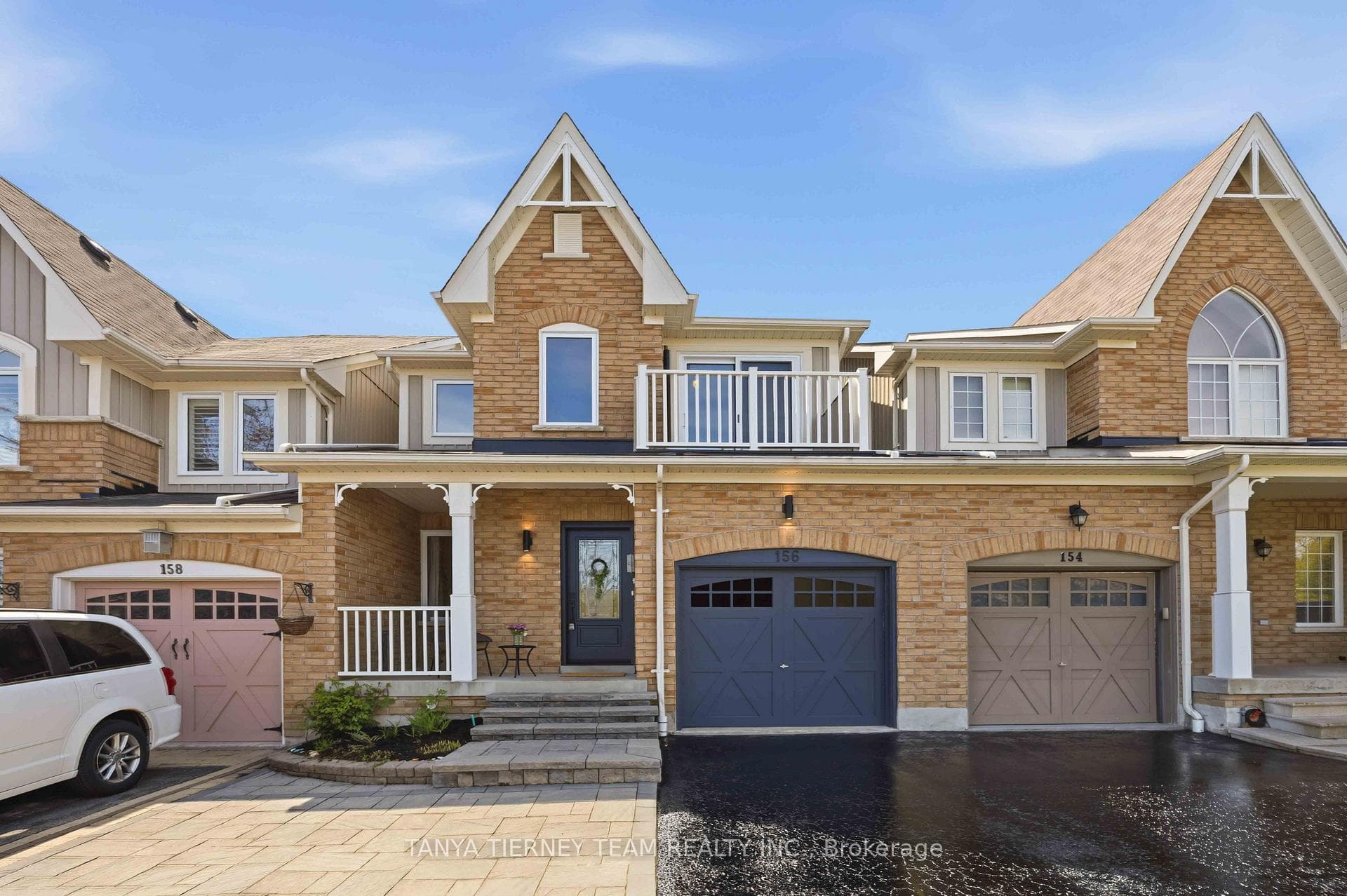 156 Shrewsbury Drive photo 2