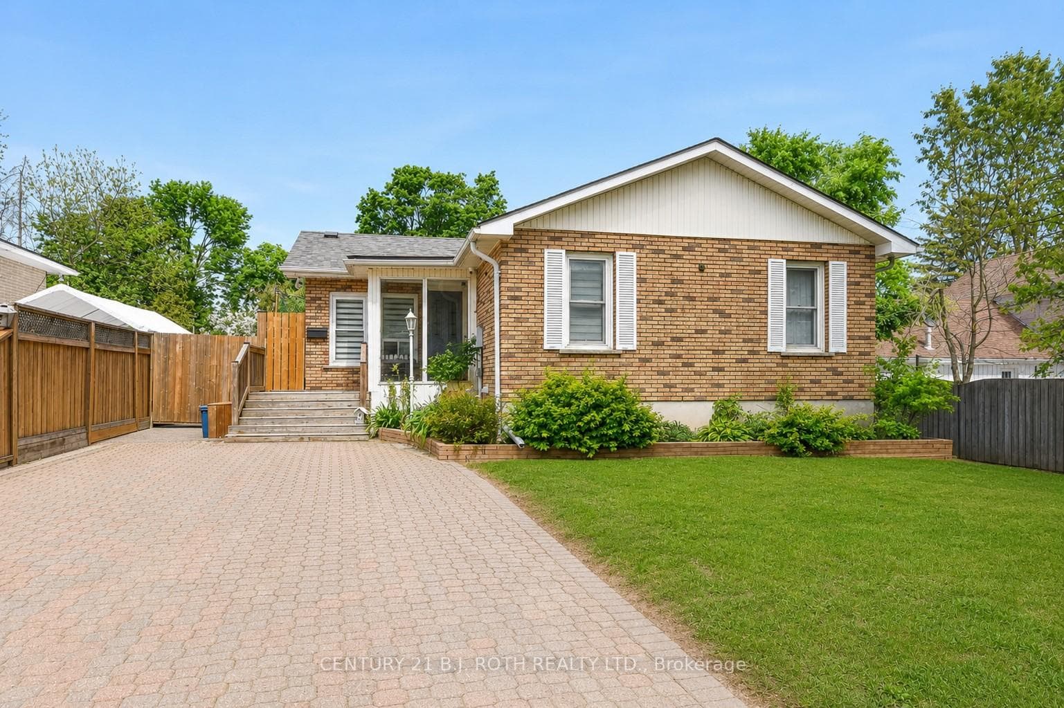 7 WESLEY Street photo 1