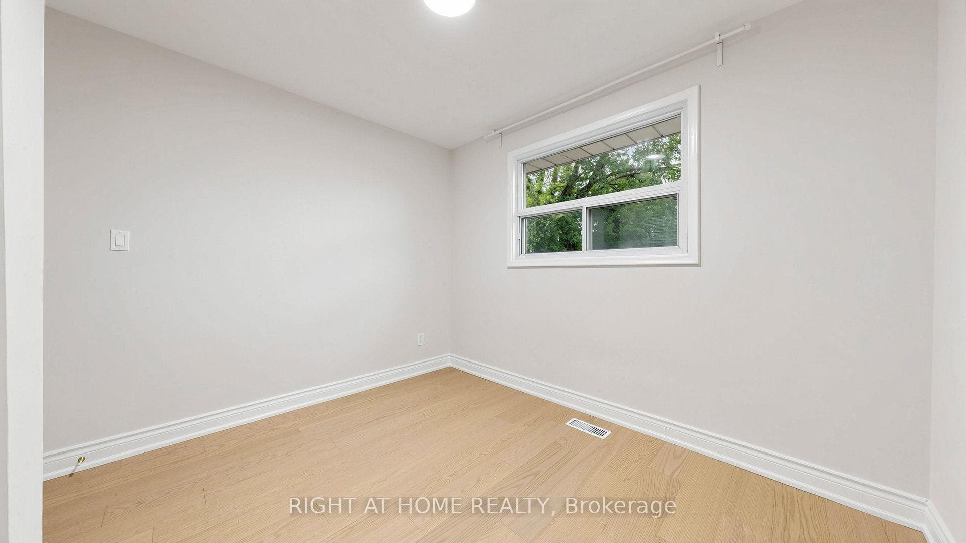 76 Fenside Drive photo 17