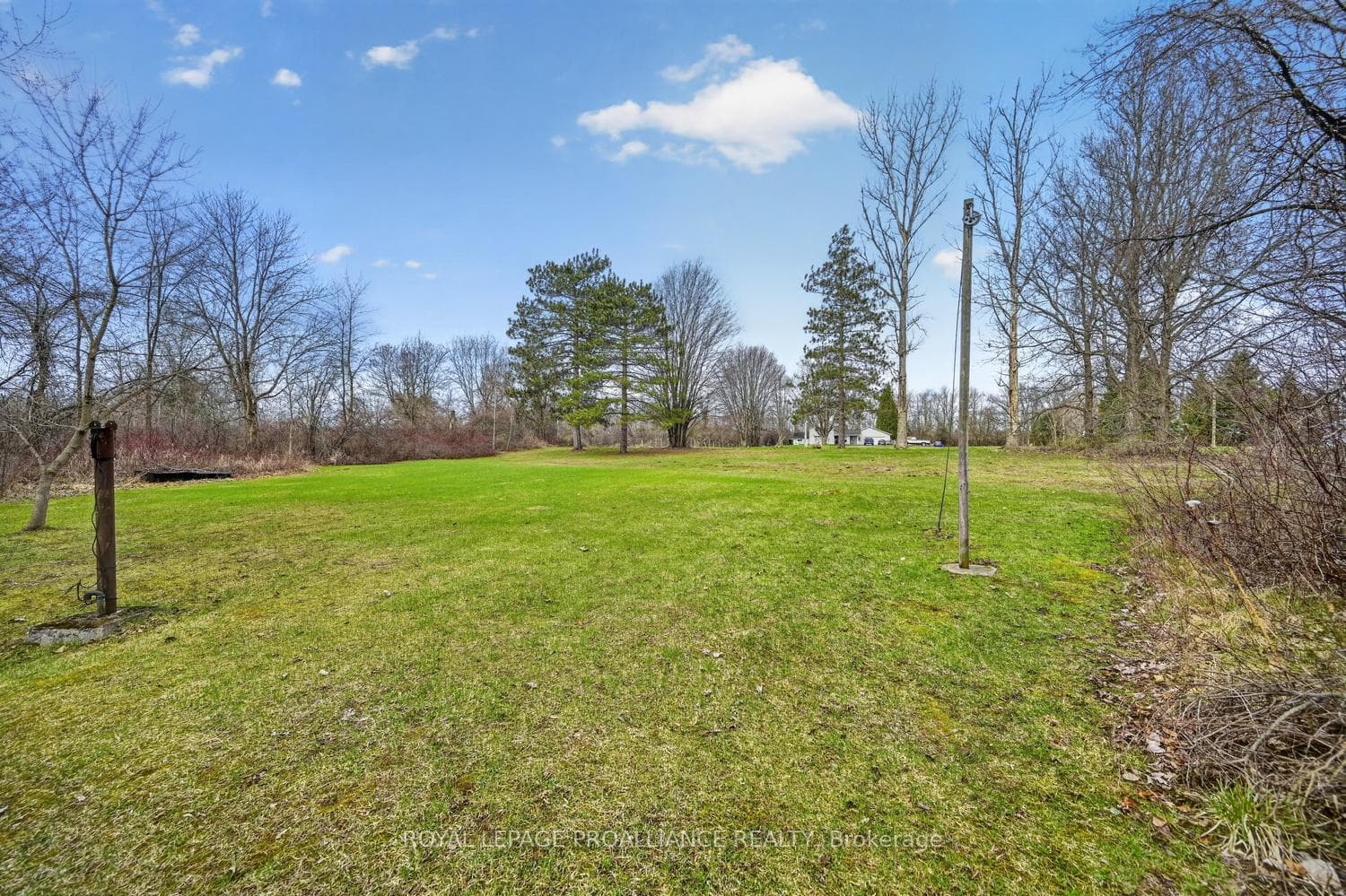 Lots of room for a family to enjoy the summer!