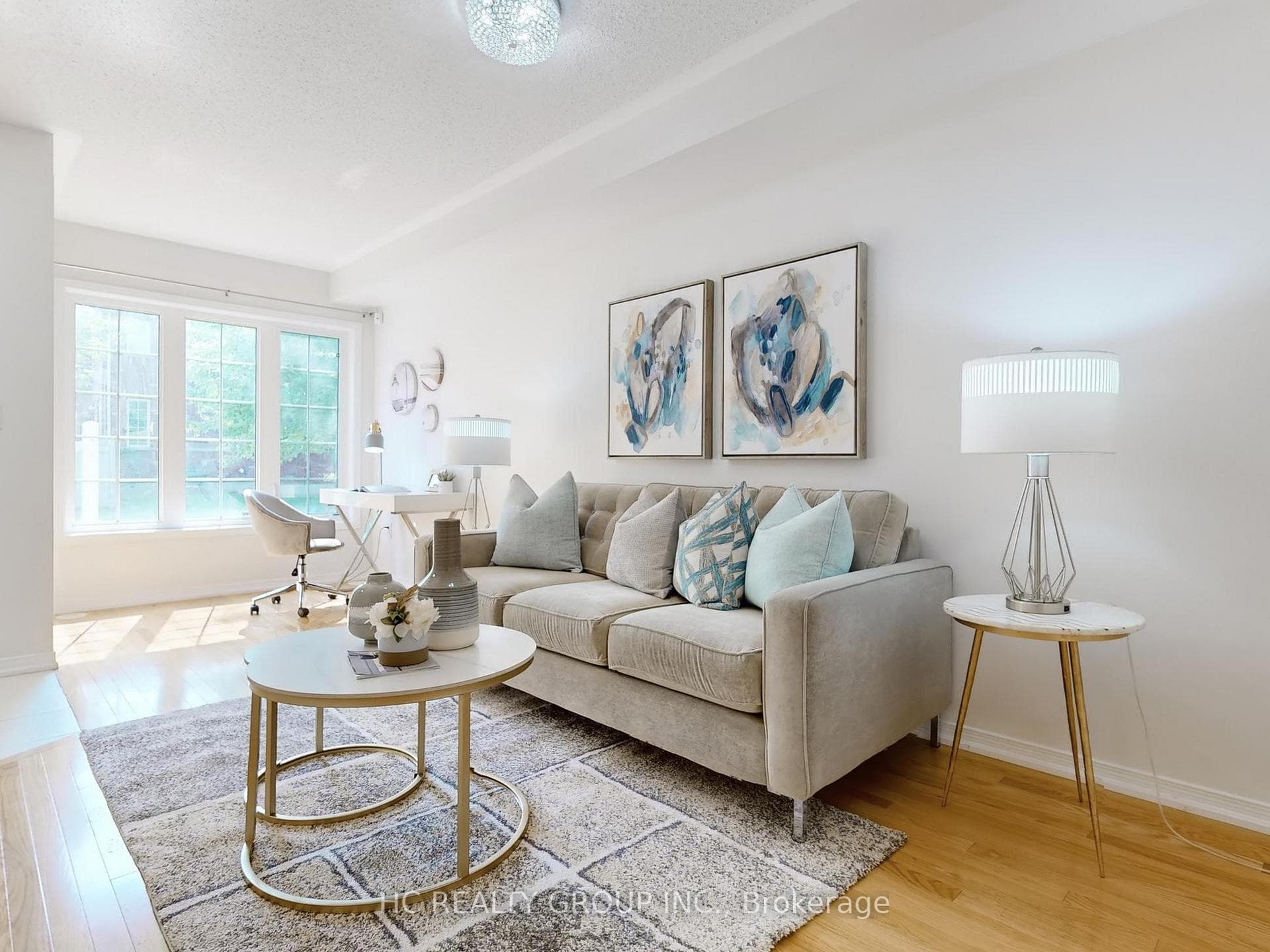 26 Truchard Avenue photo 1
