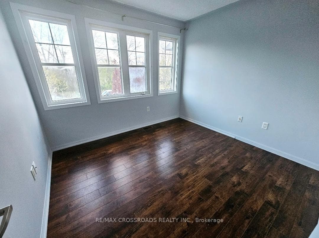 190 John W Taylor Avenue photo 6