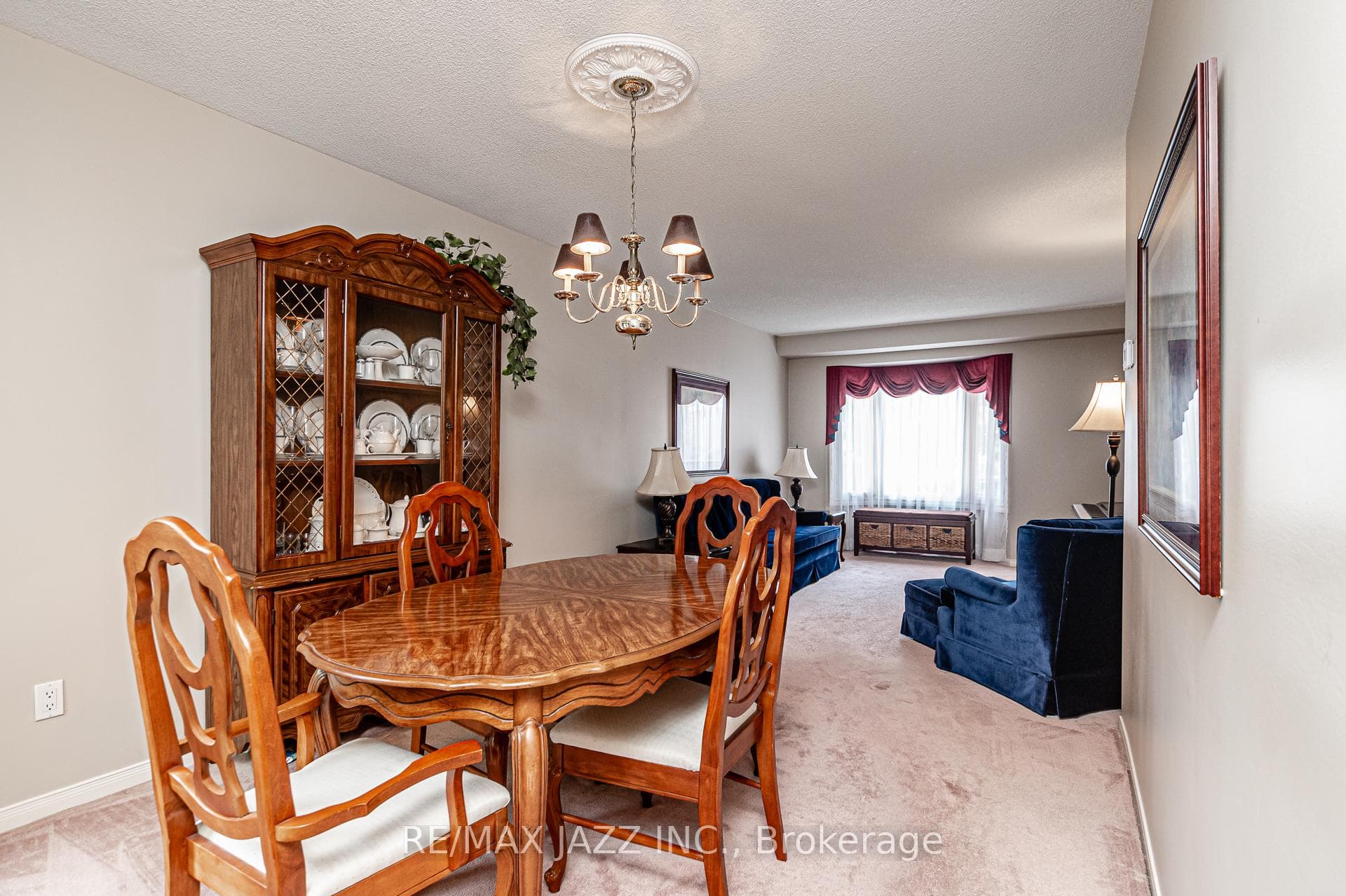 16 Hunter Drive photo 8