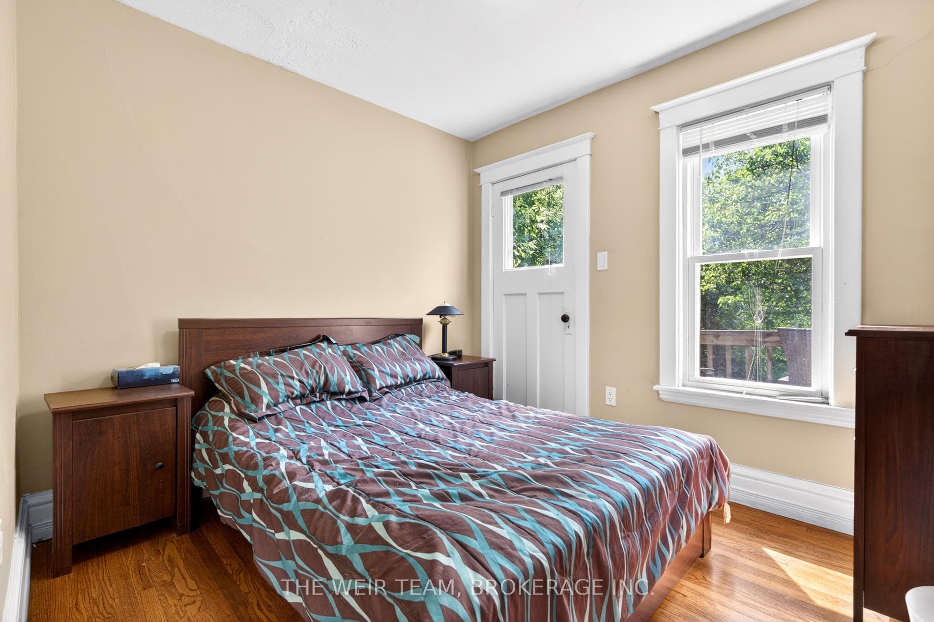 226 Ottawa Street photo 25
