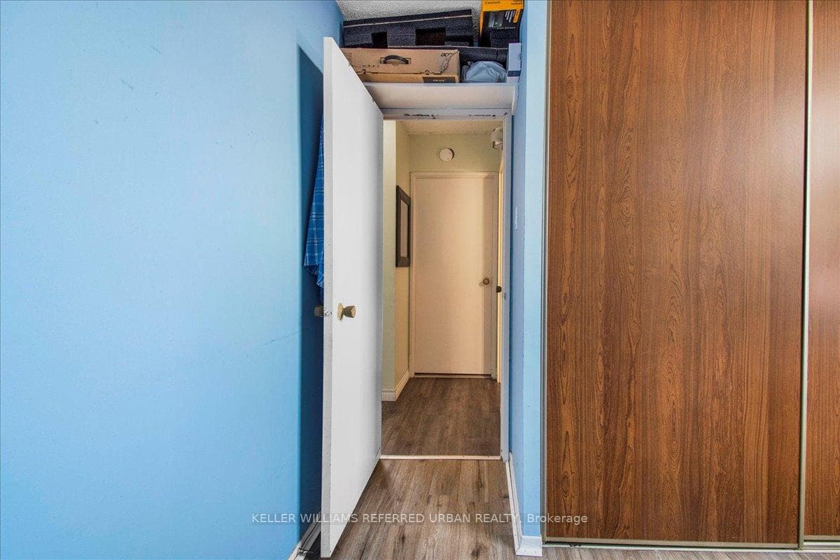207 Galloway Road Unit 802 photo 18