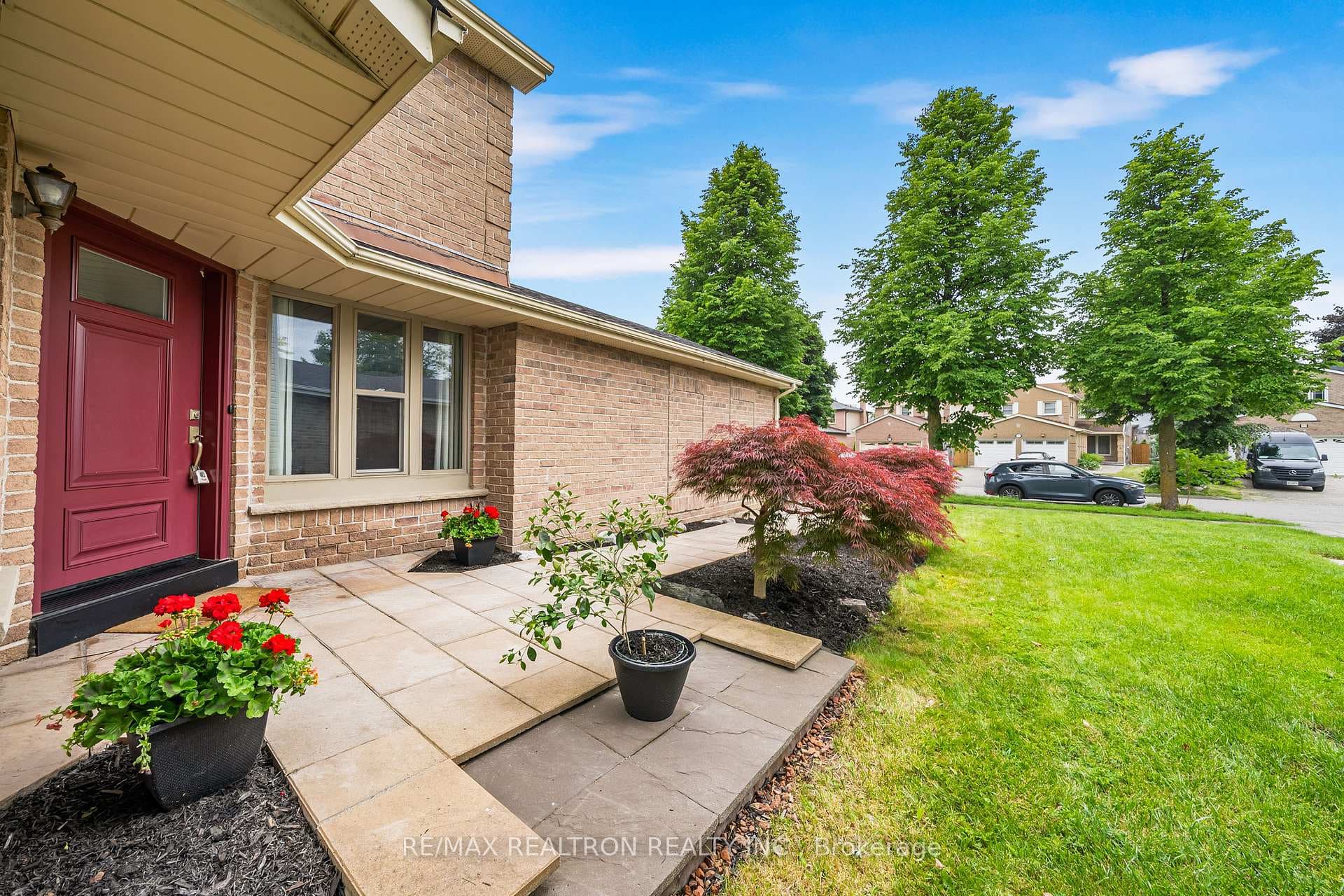 48 Hemingford Place photo 2