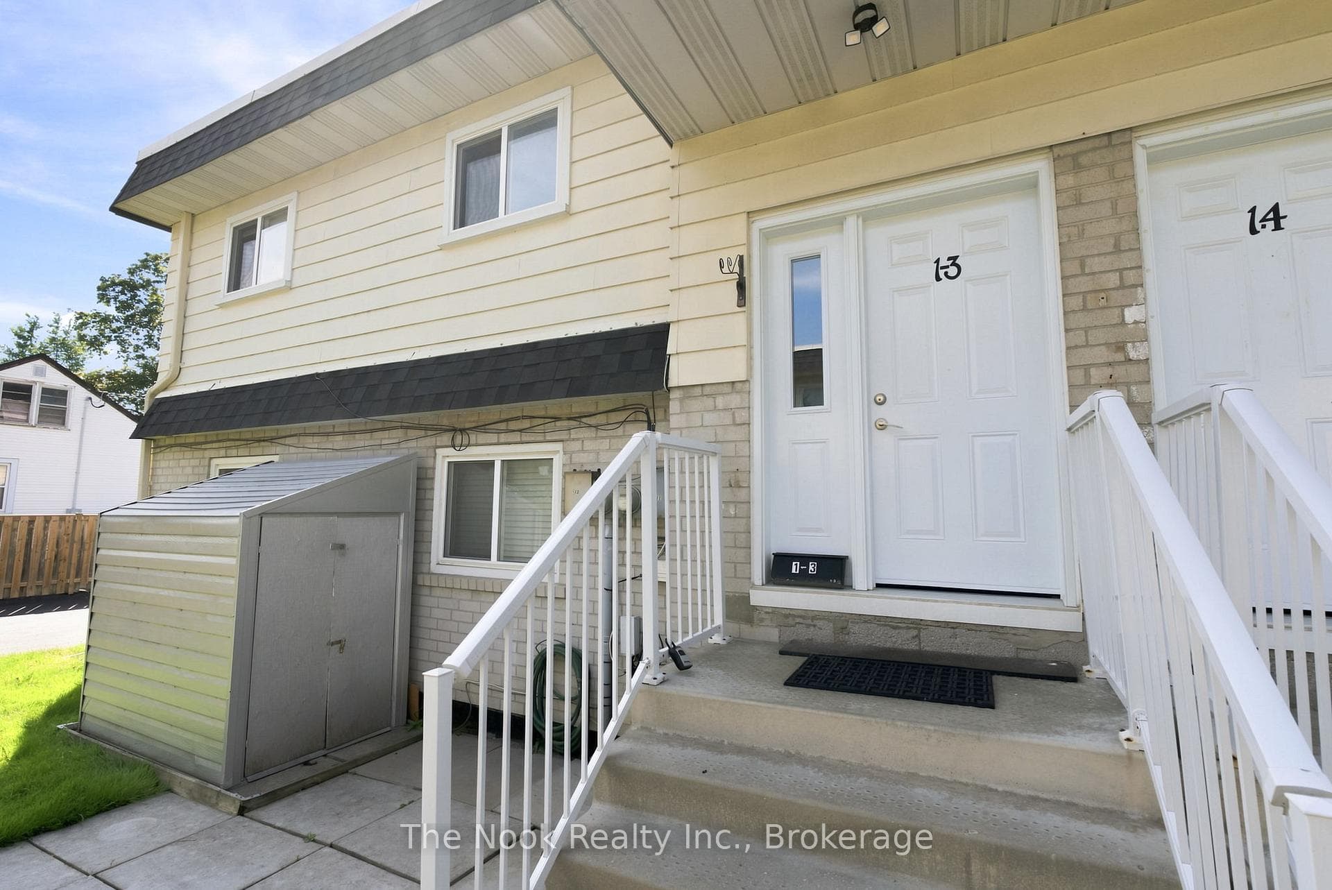 540 Mary Street Unit 1-3 photo 2
