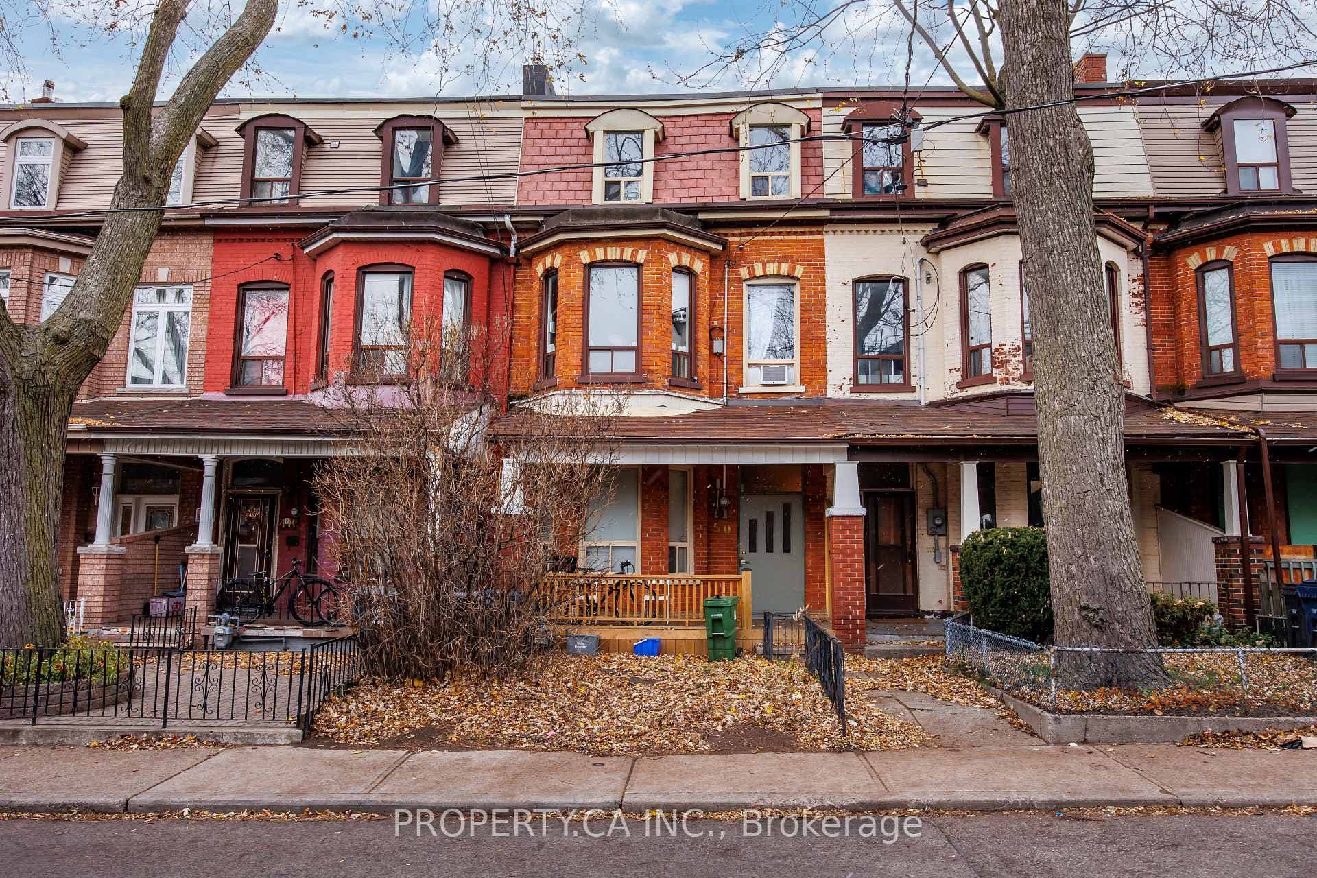 50 Grove Avenue photo 1