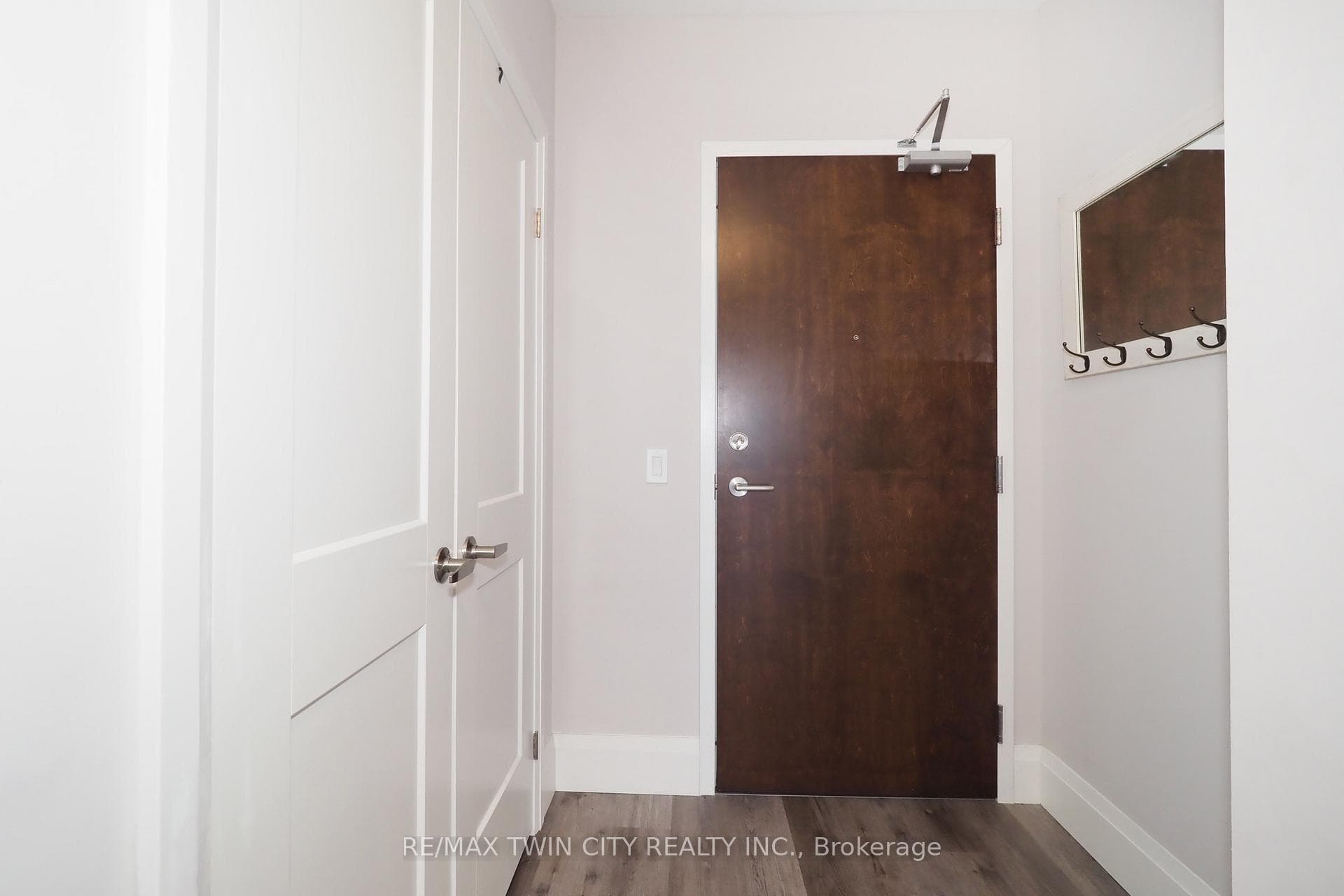 108 Garment Street Unit 2710 photo 9