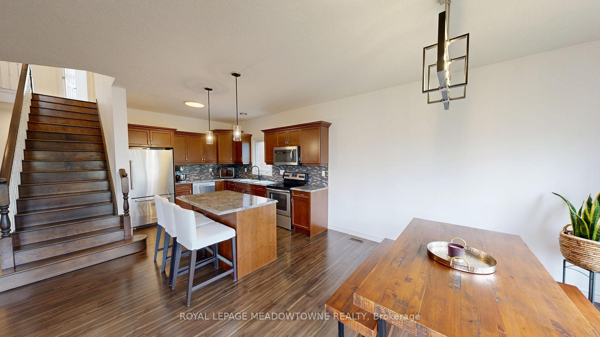 30 Jacklin Court photo 10