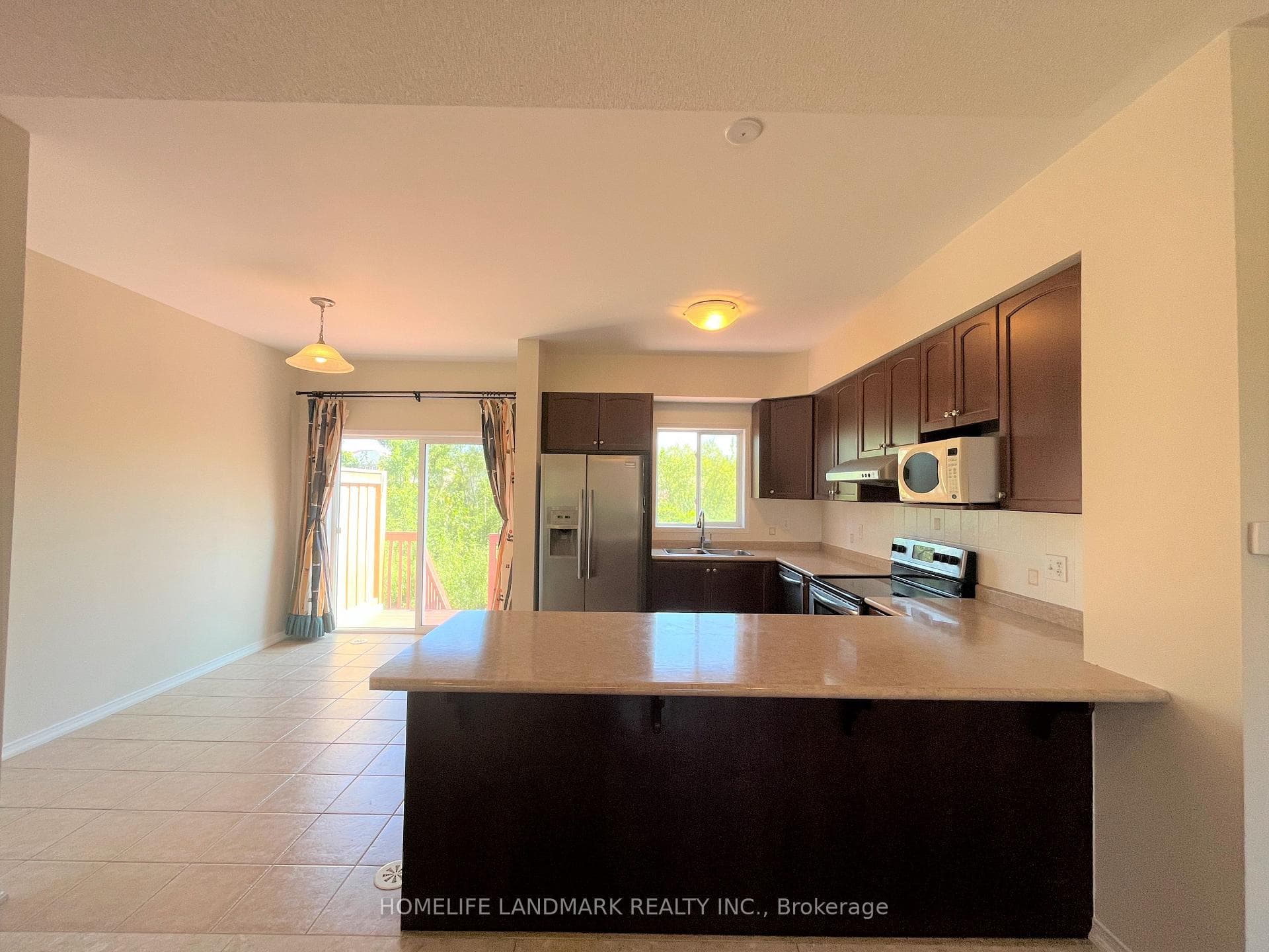 79 John Bell Crescent photo 4