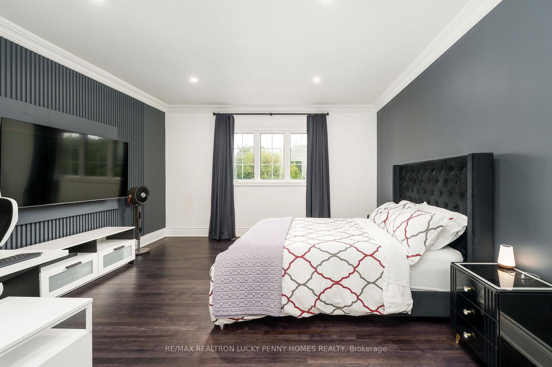 30 Bernadotte Drive photo 31