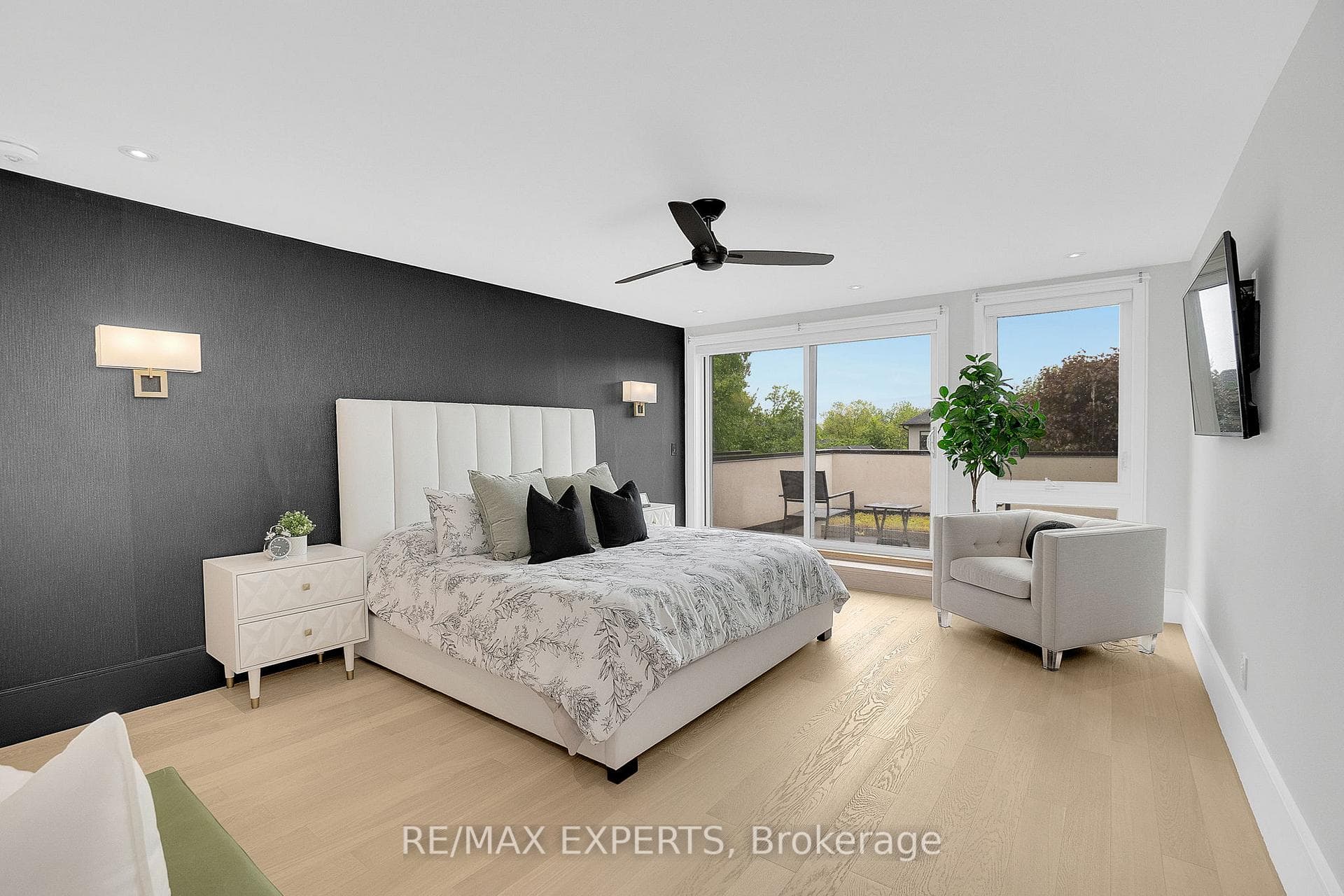 66B Victor Avenue photo 19