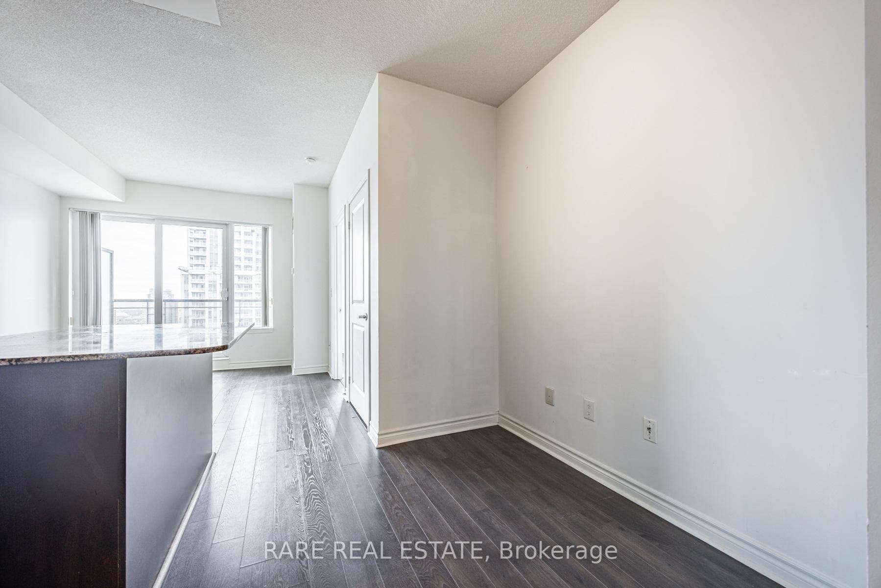 385 Prince Of Wales Drive Unit 2807 photo 12
