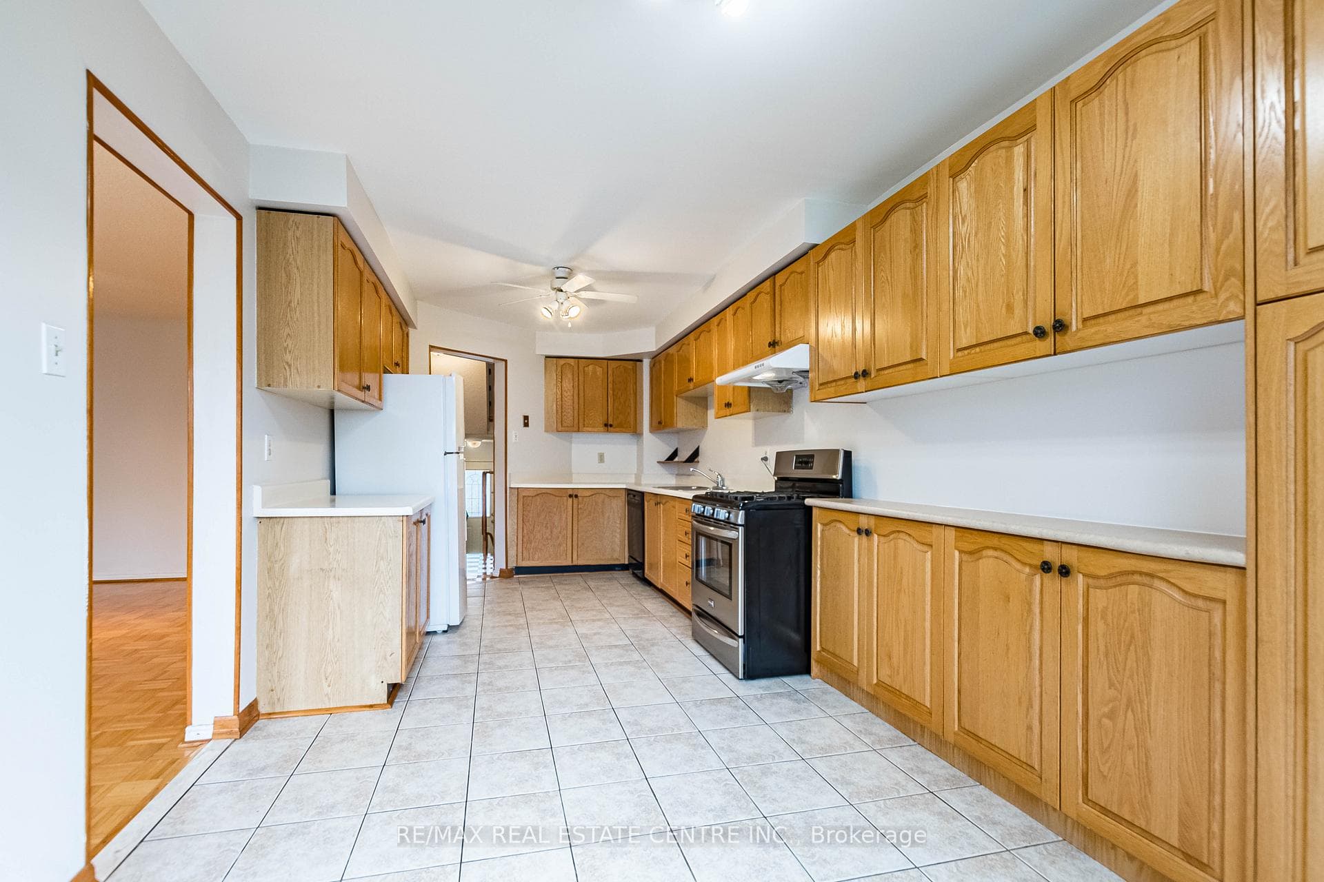 665 Dinsmore Court photo 11