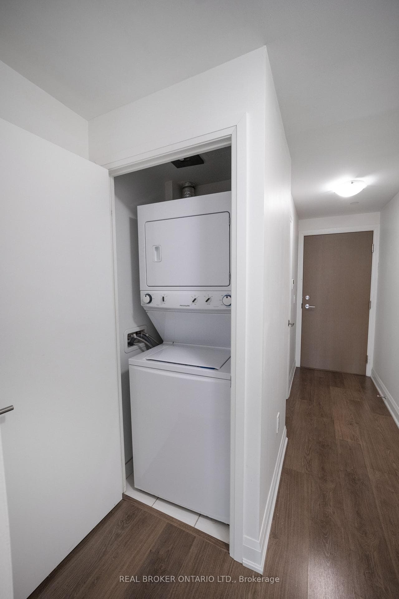 160 Vanderhoof Avenue Unit 1118 photo 13