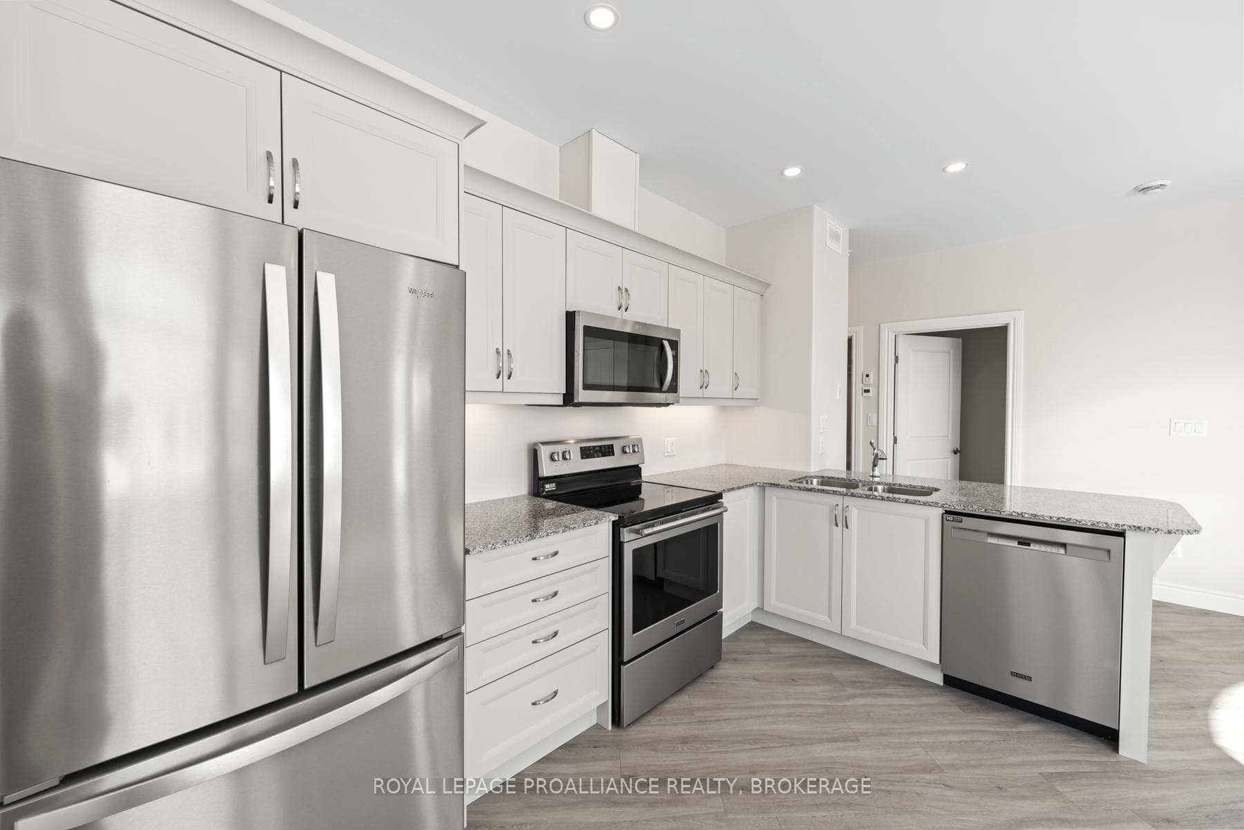 49 Lowry Place photo 15