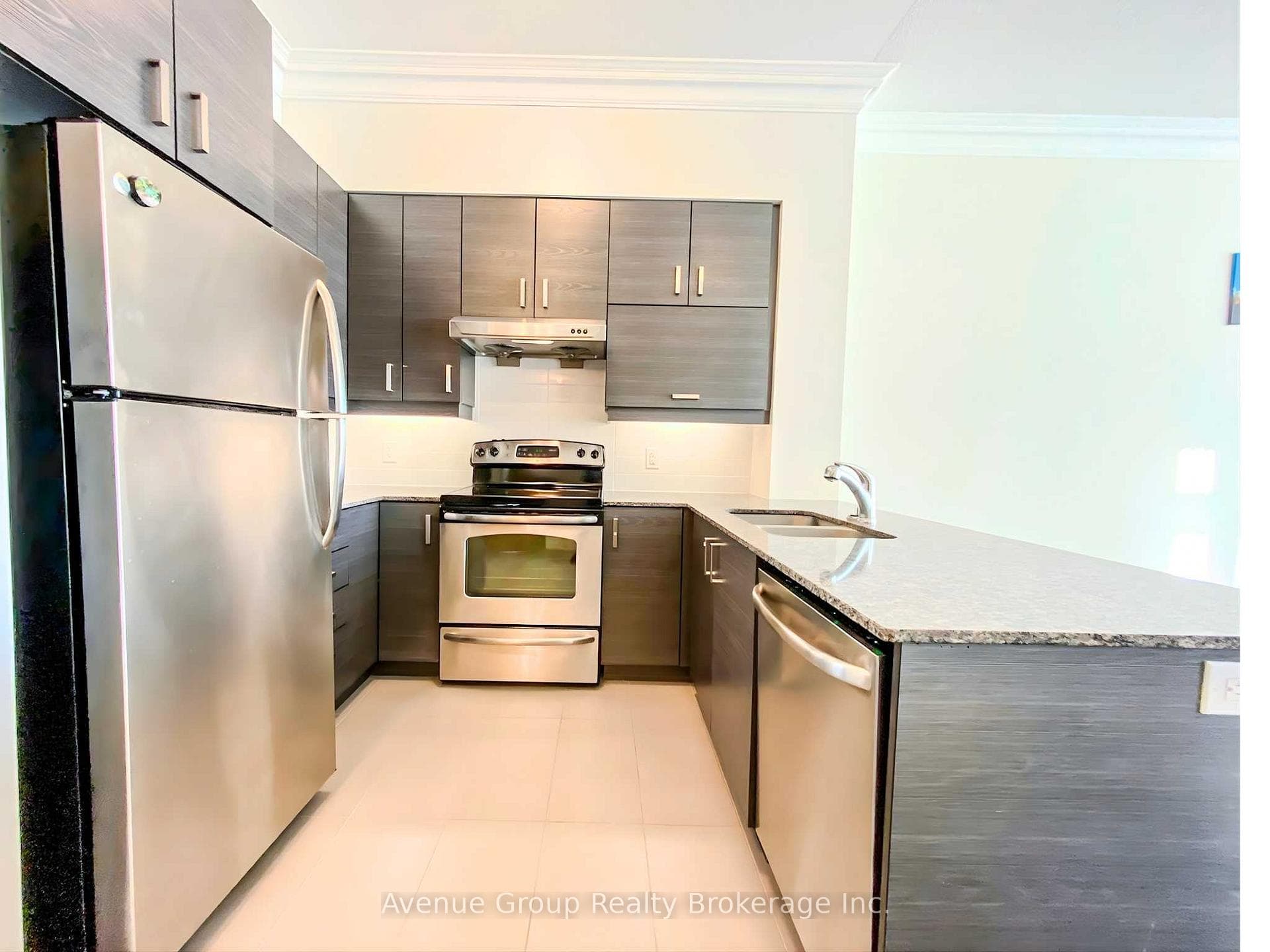 8228 Birchmount Road Unit Ph07 photo 4