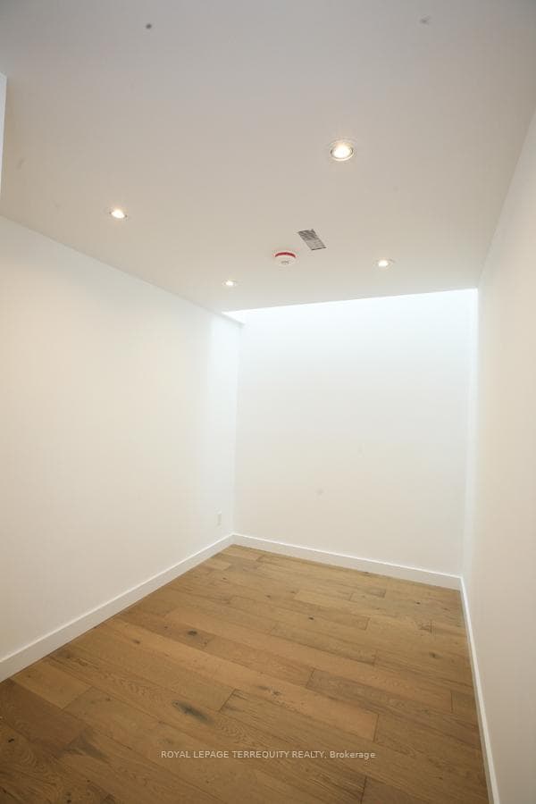 48 Mcgill Street photo 17