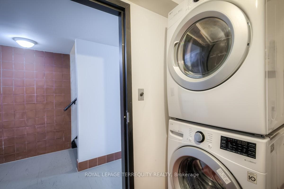 26A Scarlett Road Unit BSMT photo 17