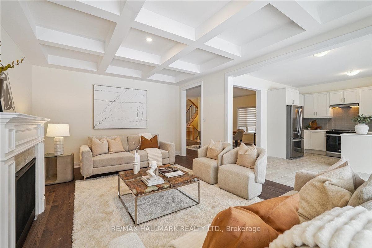 21 La Reine Avenue photo 7