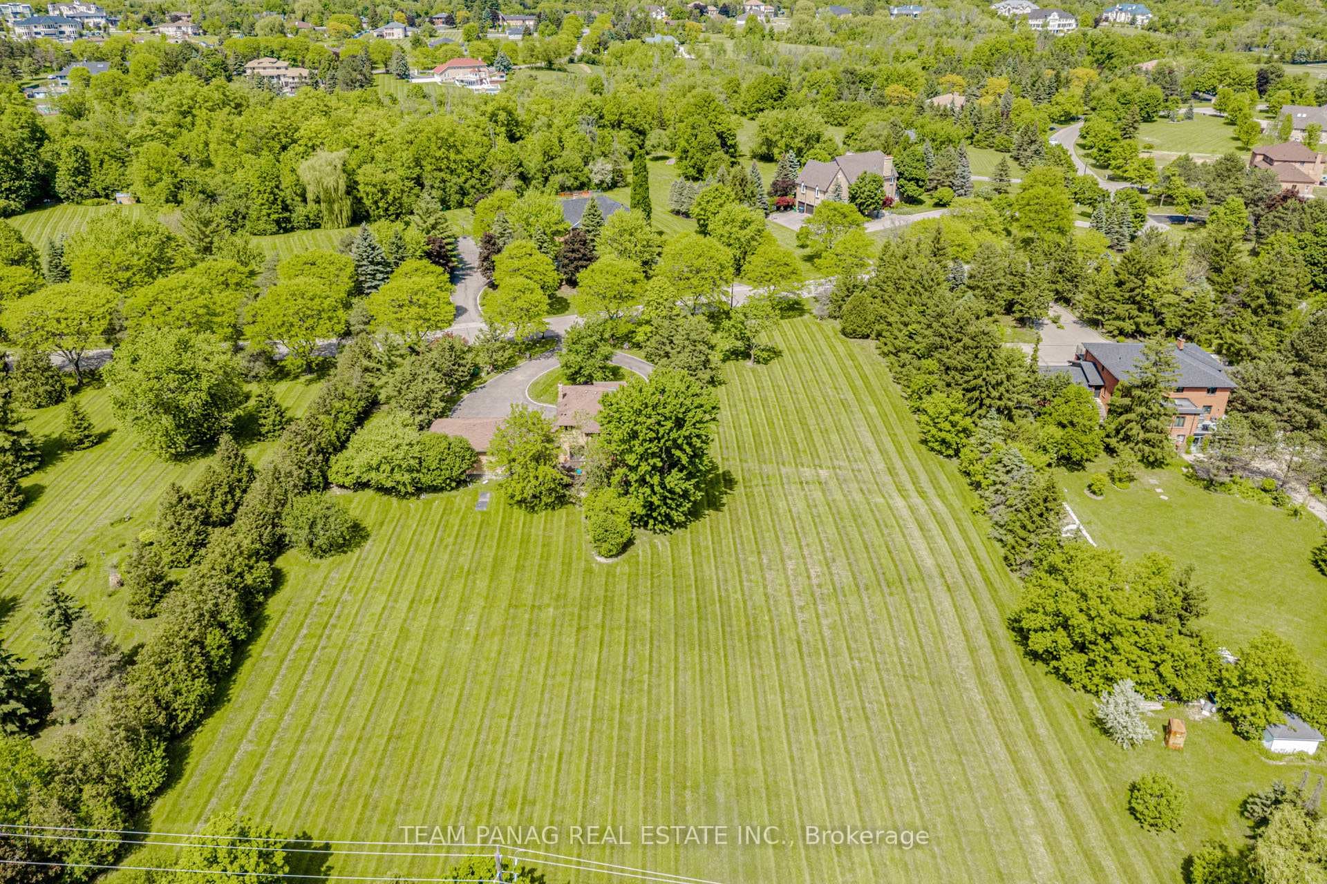 4 Forestbrook Court photo 13