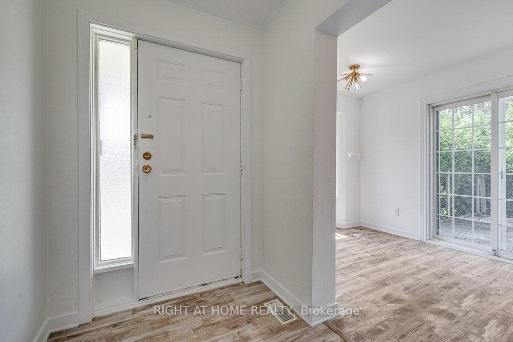 85 Winchester Drive photo 5