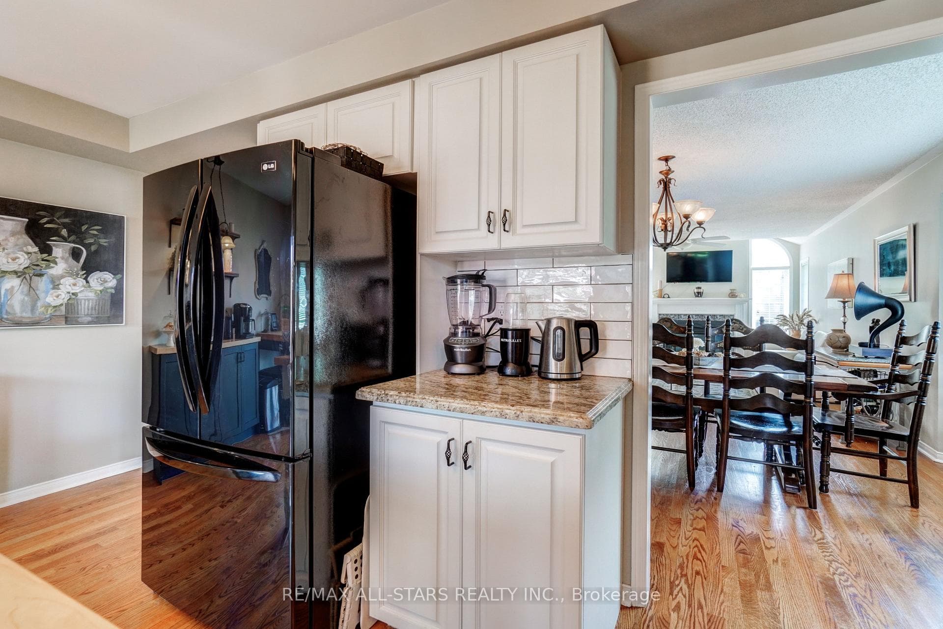 29 Fourth Avenue photo 15