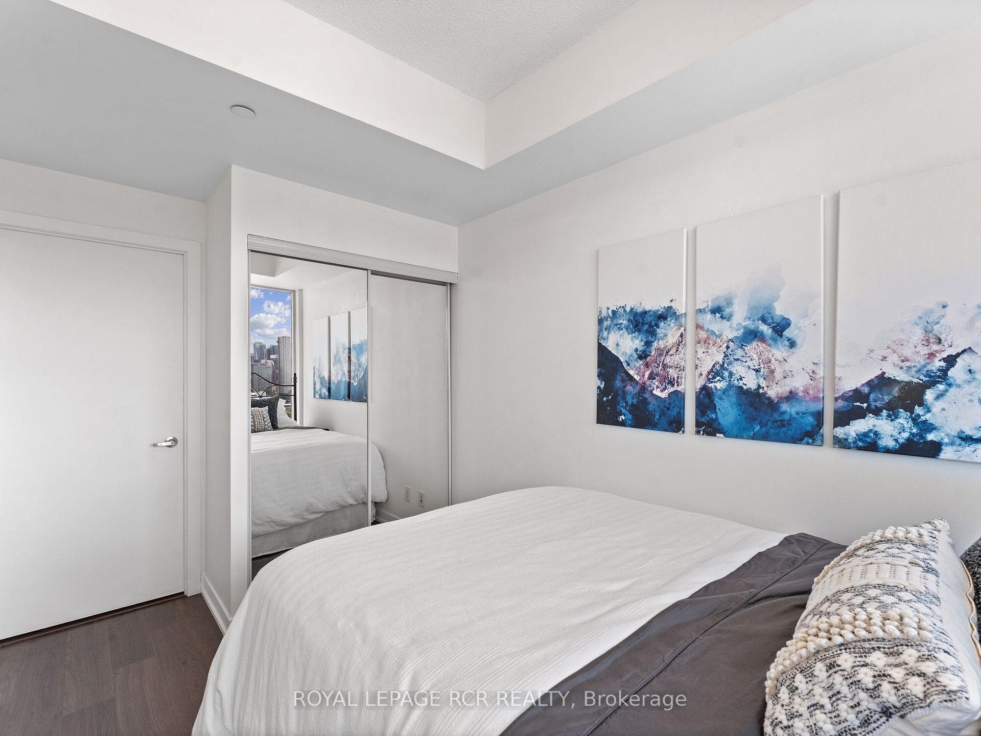 225 Sackville Street Unit 2305 photo 14