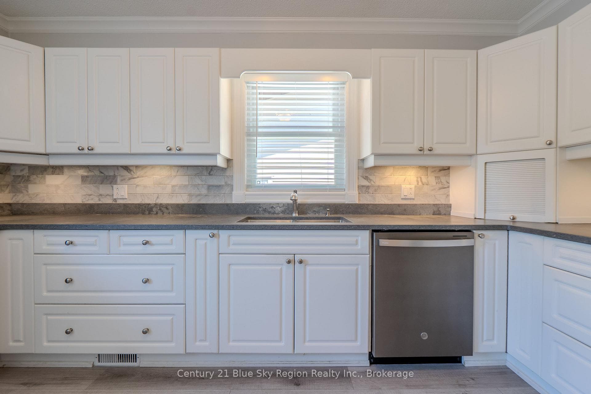 13 Pollard Avenue photo 13