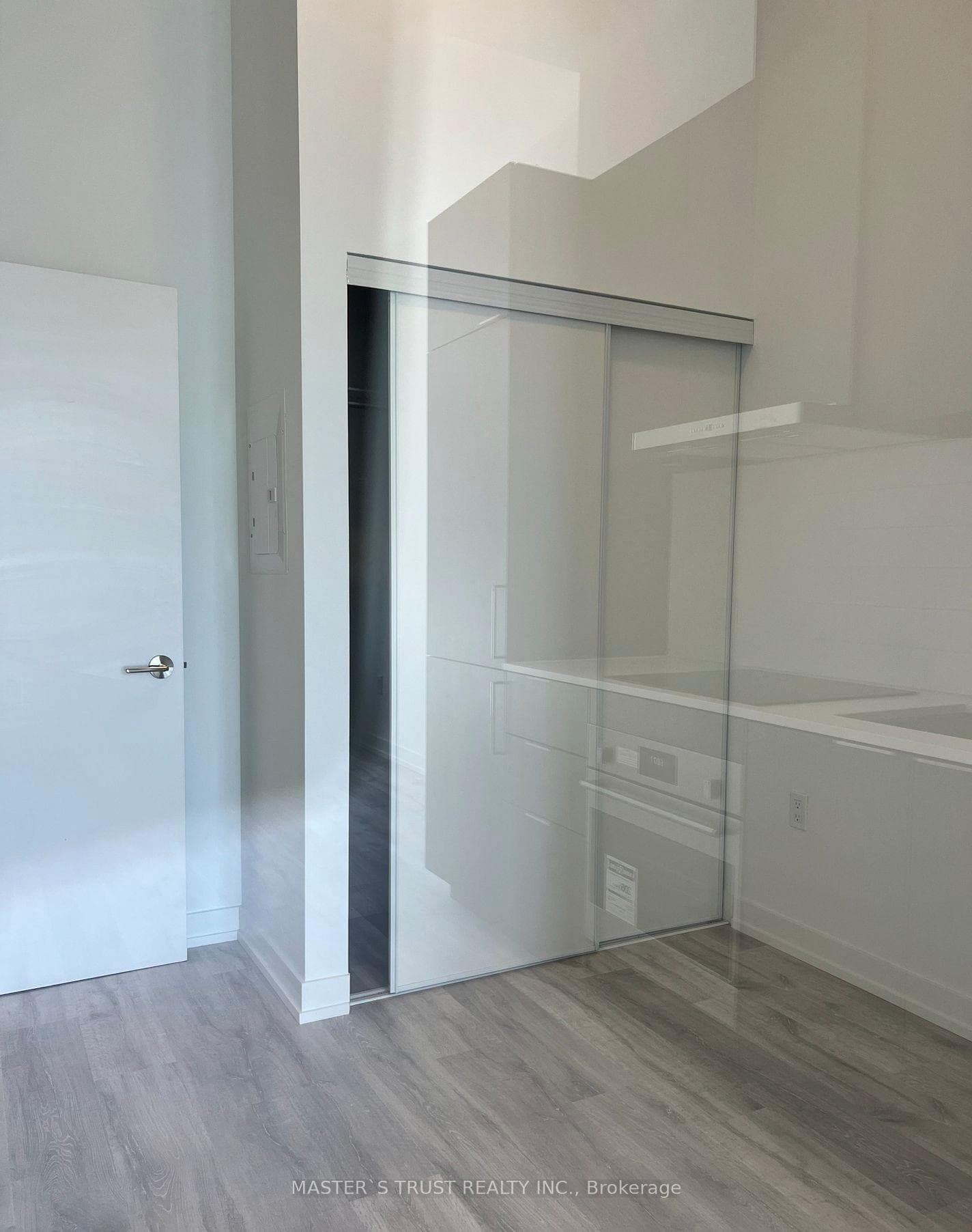 8 Olympic Garden Drive Unit S908 photo 3