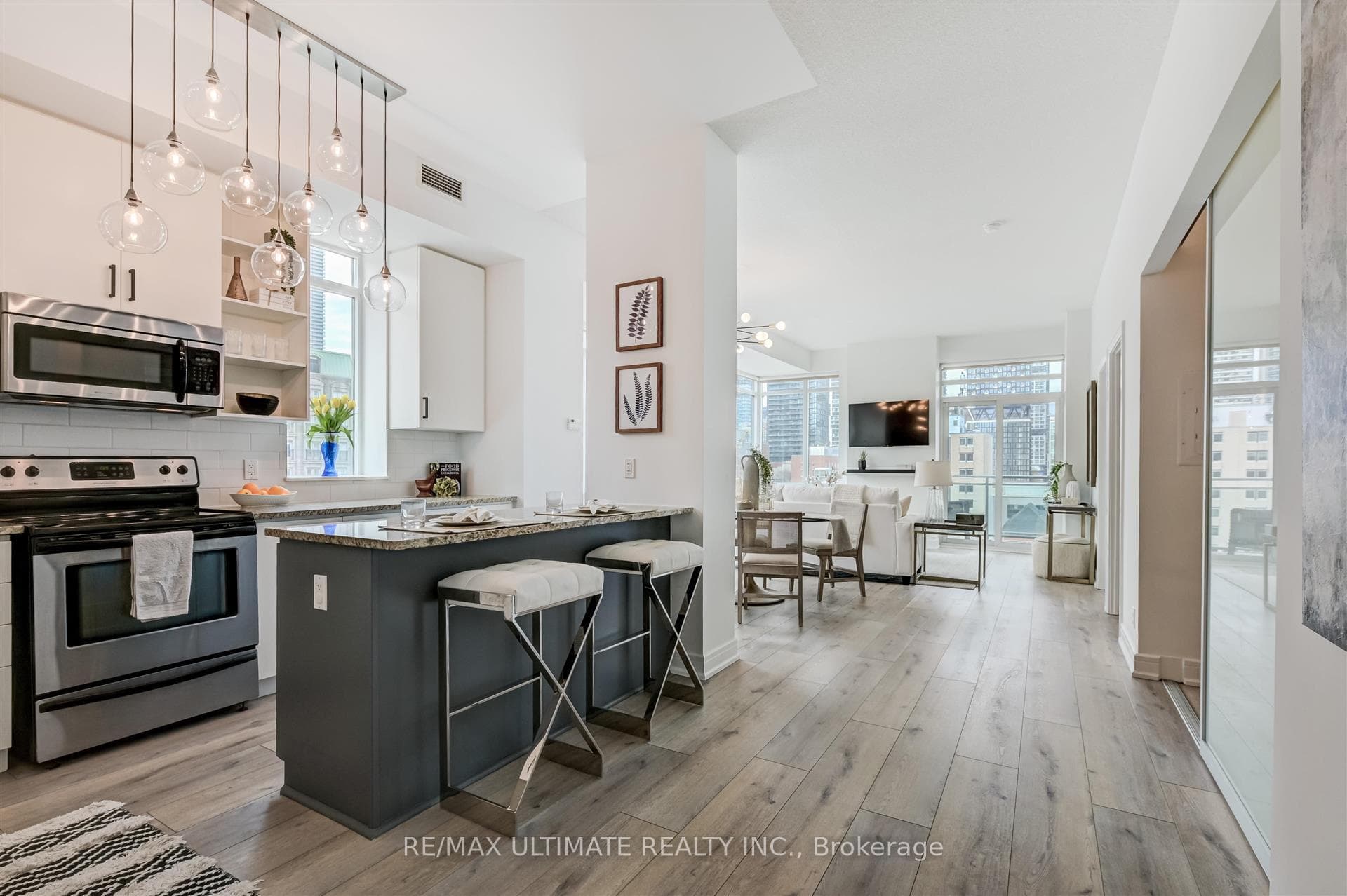 116 George Street Unit 709 photo 5