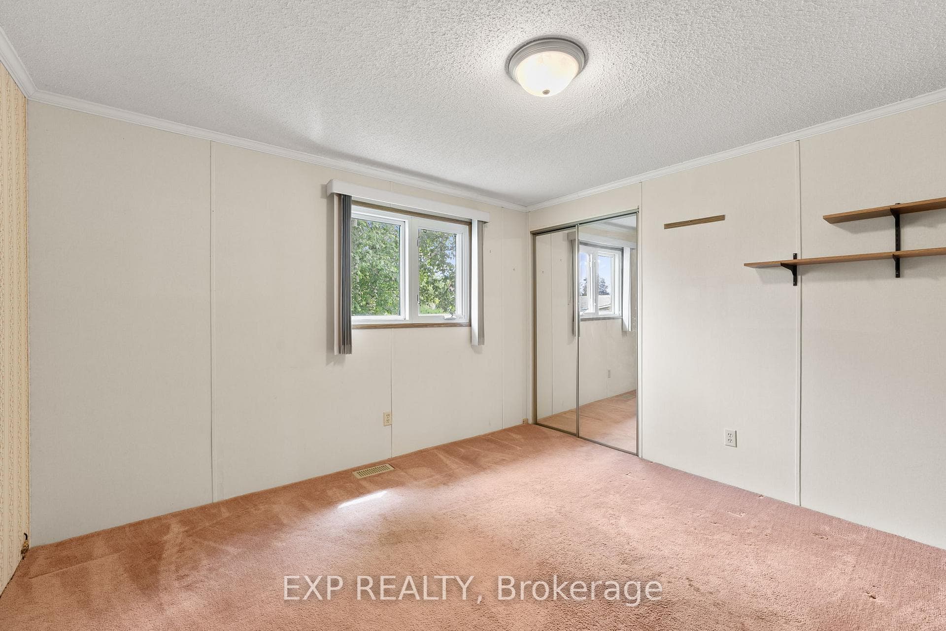 Bright 2nd Bedroom