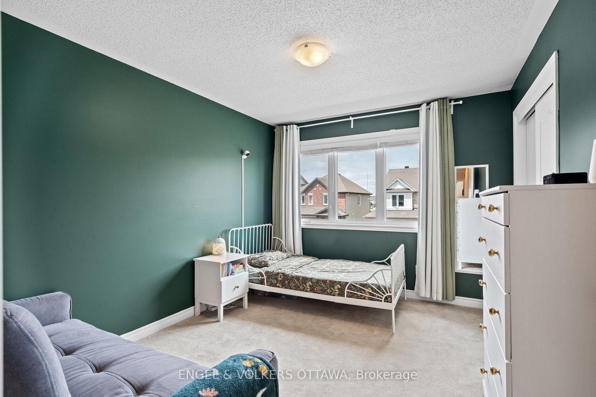 1141 Northgraves Crescent photo 31