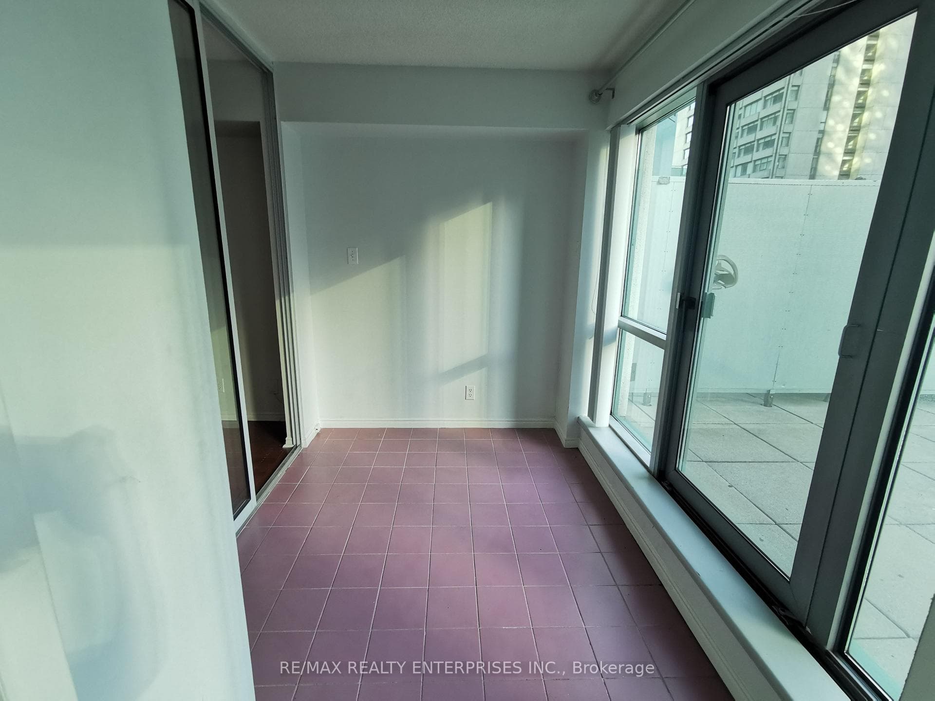 10 Queens Quay Unit 309 photo 8