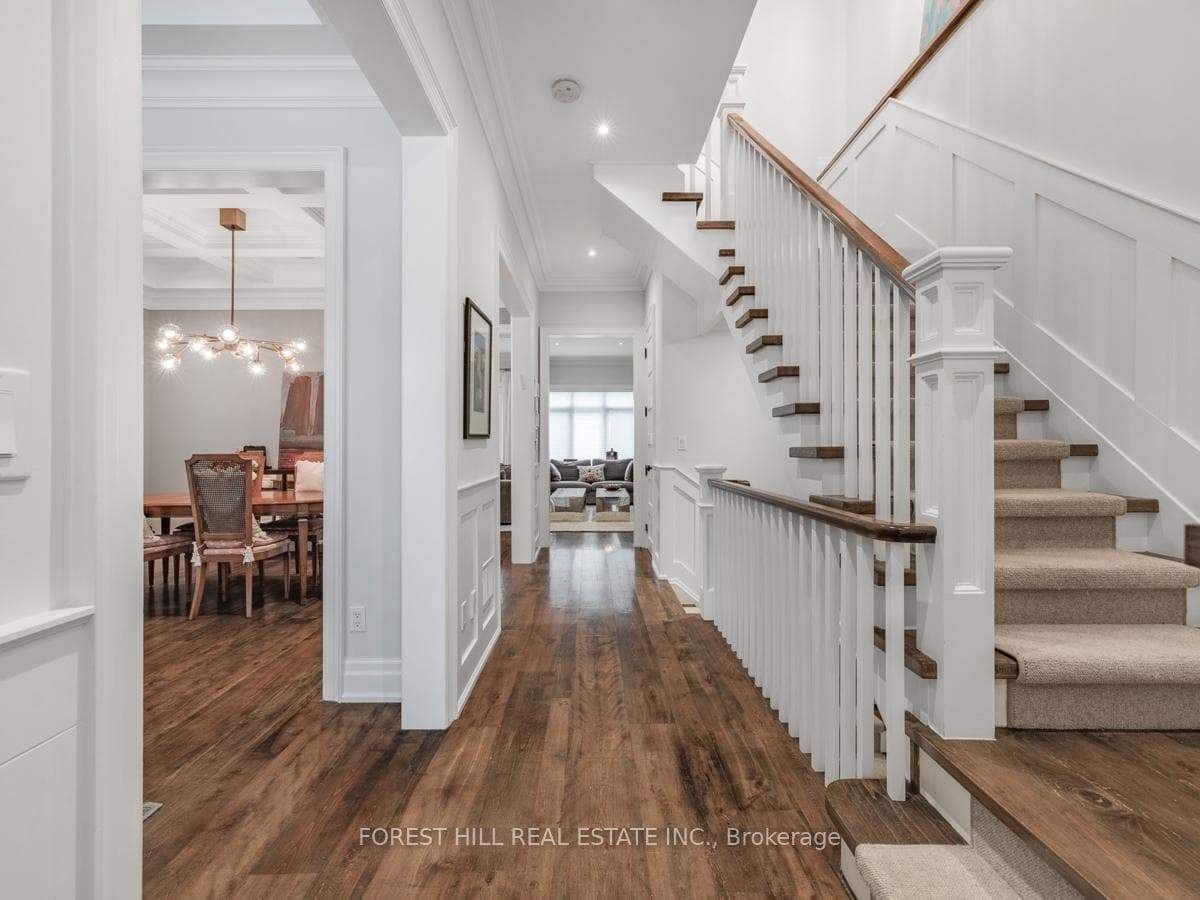 10 Flanders Road photo 4
