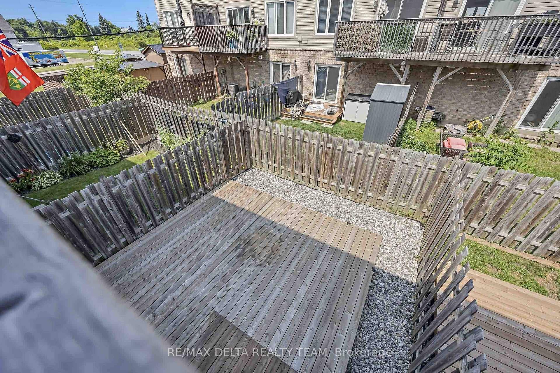 412 VAN BUREN Street photo 26