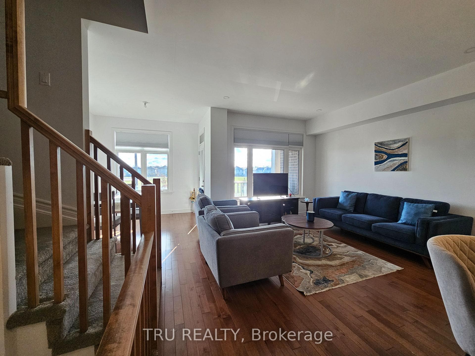 887 Couloir Road photo 7
