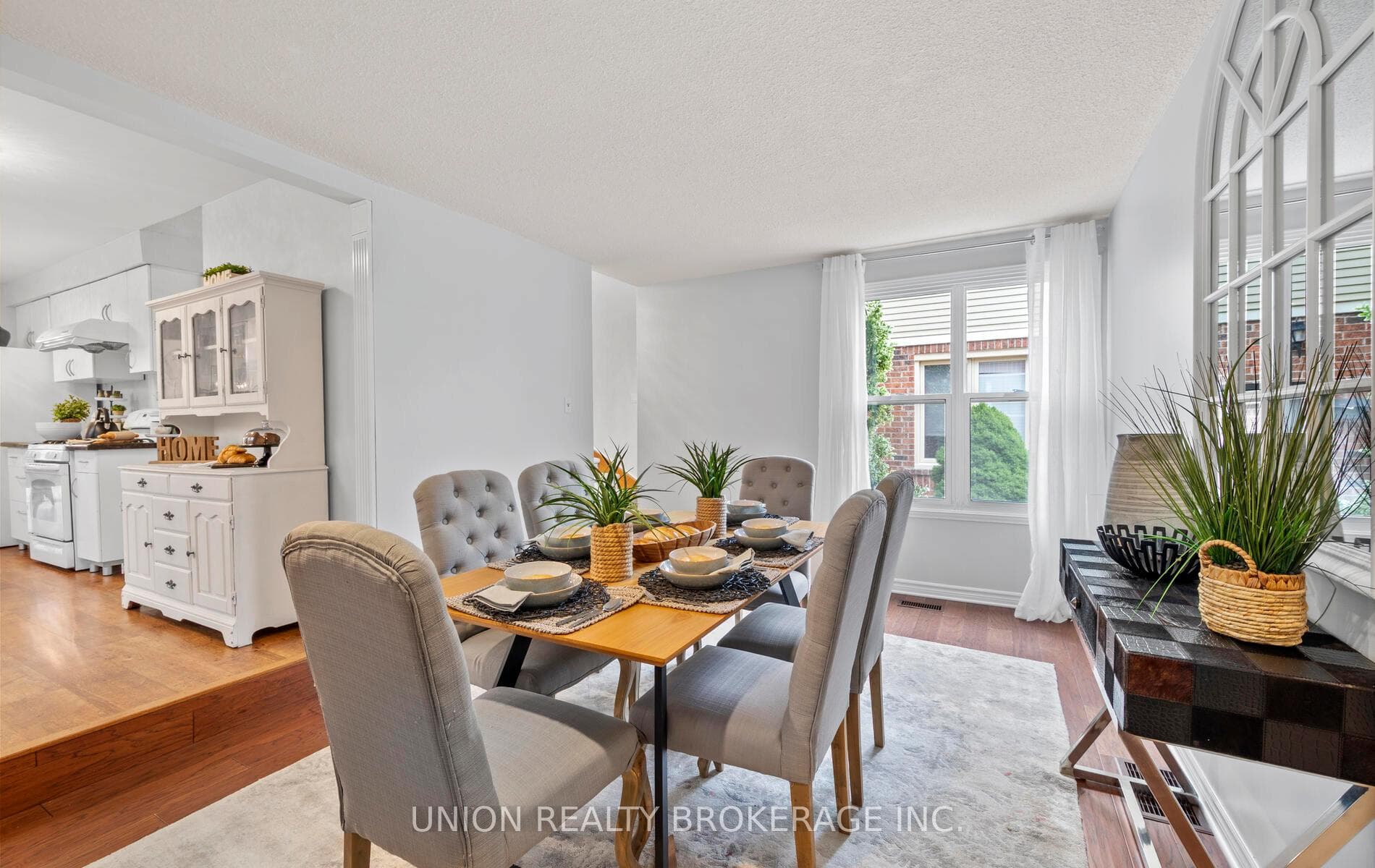 22 Maberley Crescent photo 5