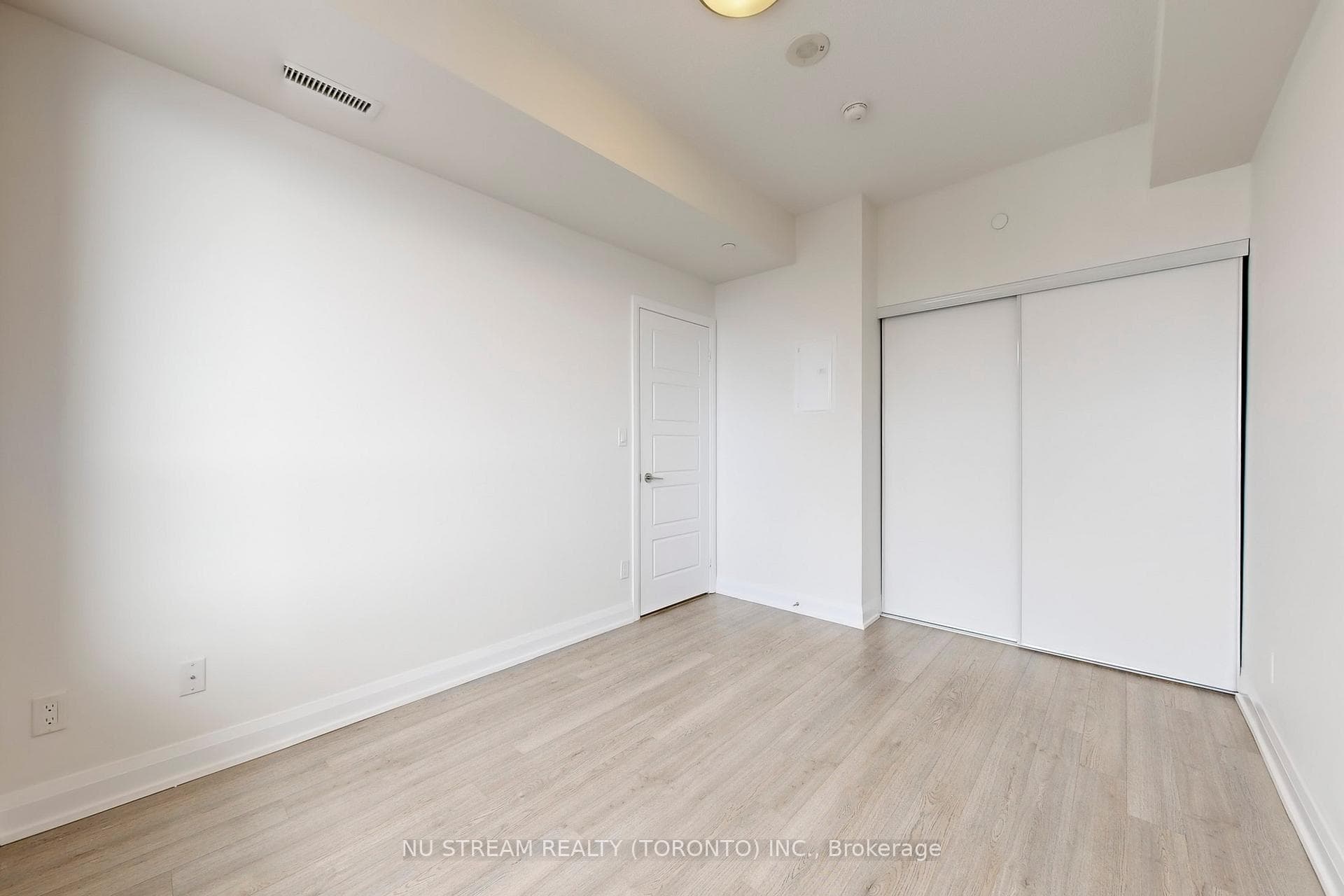15 Water Walk Drive Unit 1803 photo 26