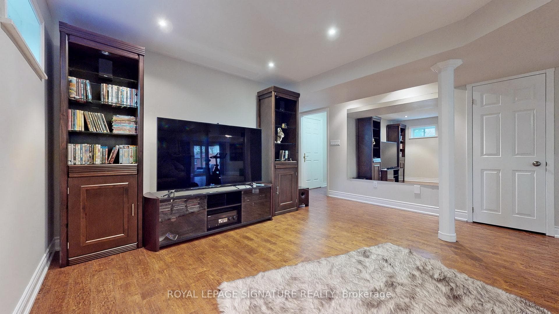 30 Knole Haven Drive Unit Lower photo 2