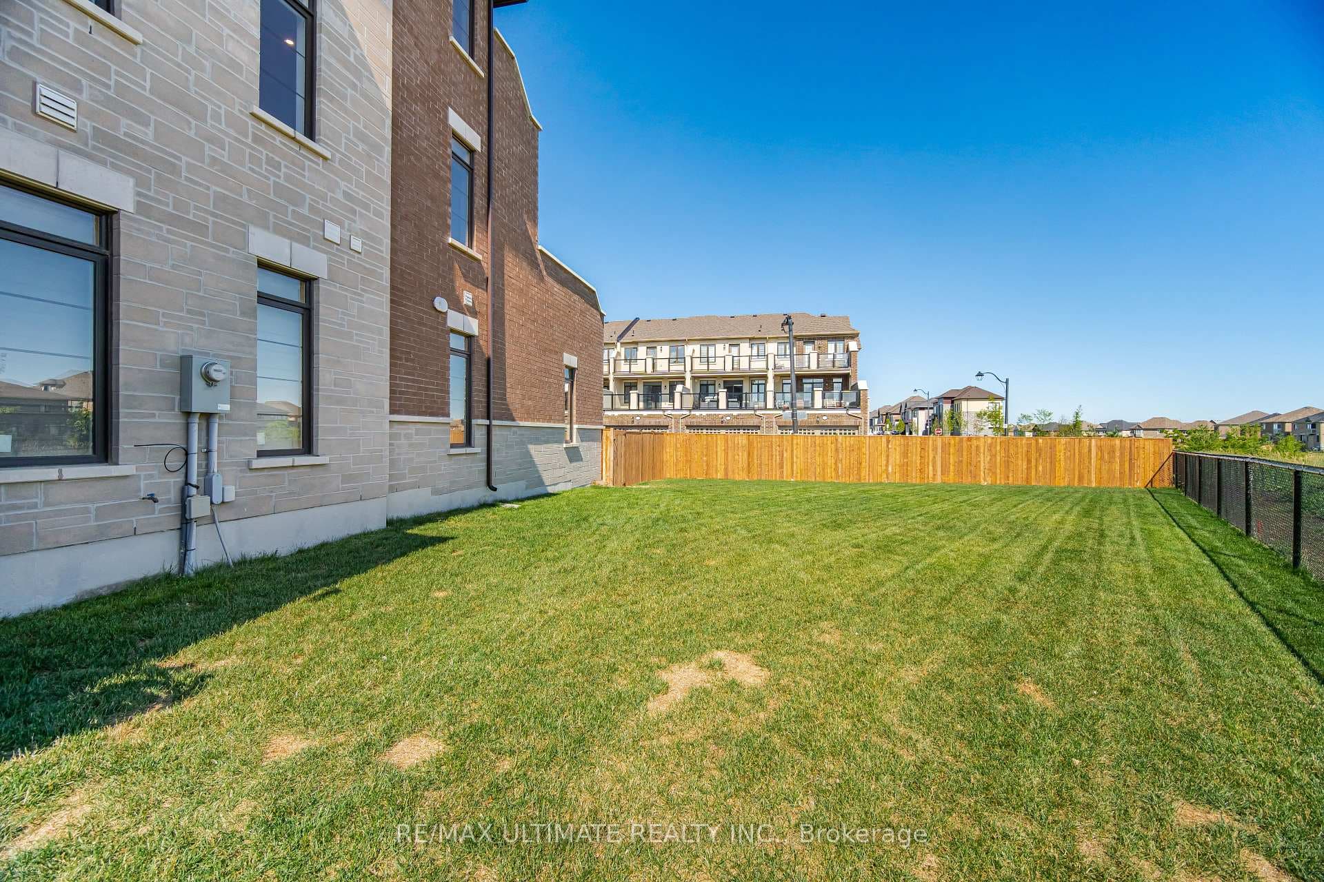 299 Inspire Boulevard photo 22